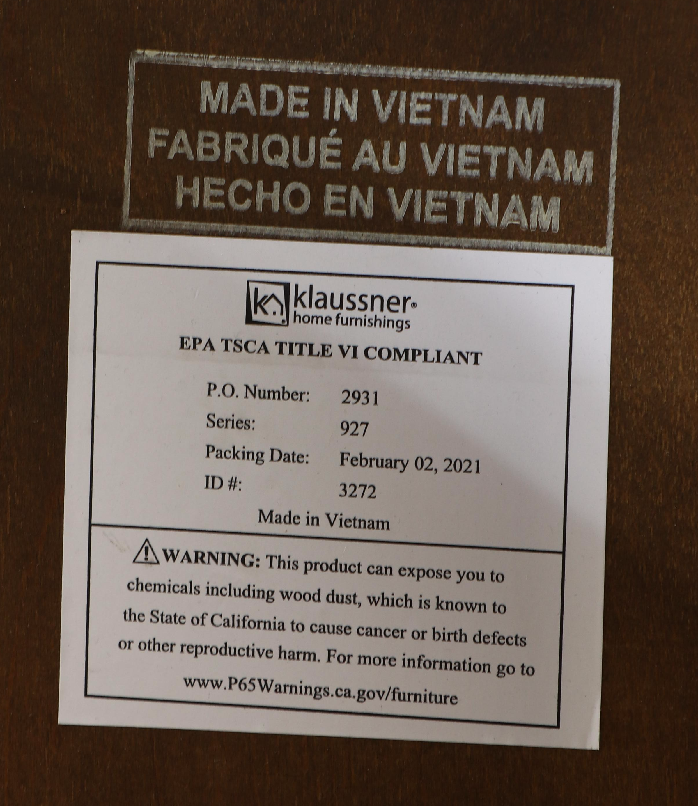 Klaussner Contemporary Farmhouse Style Trestle Dining Table