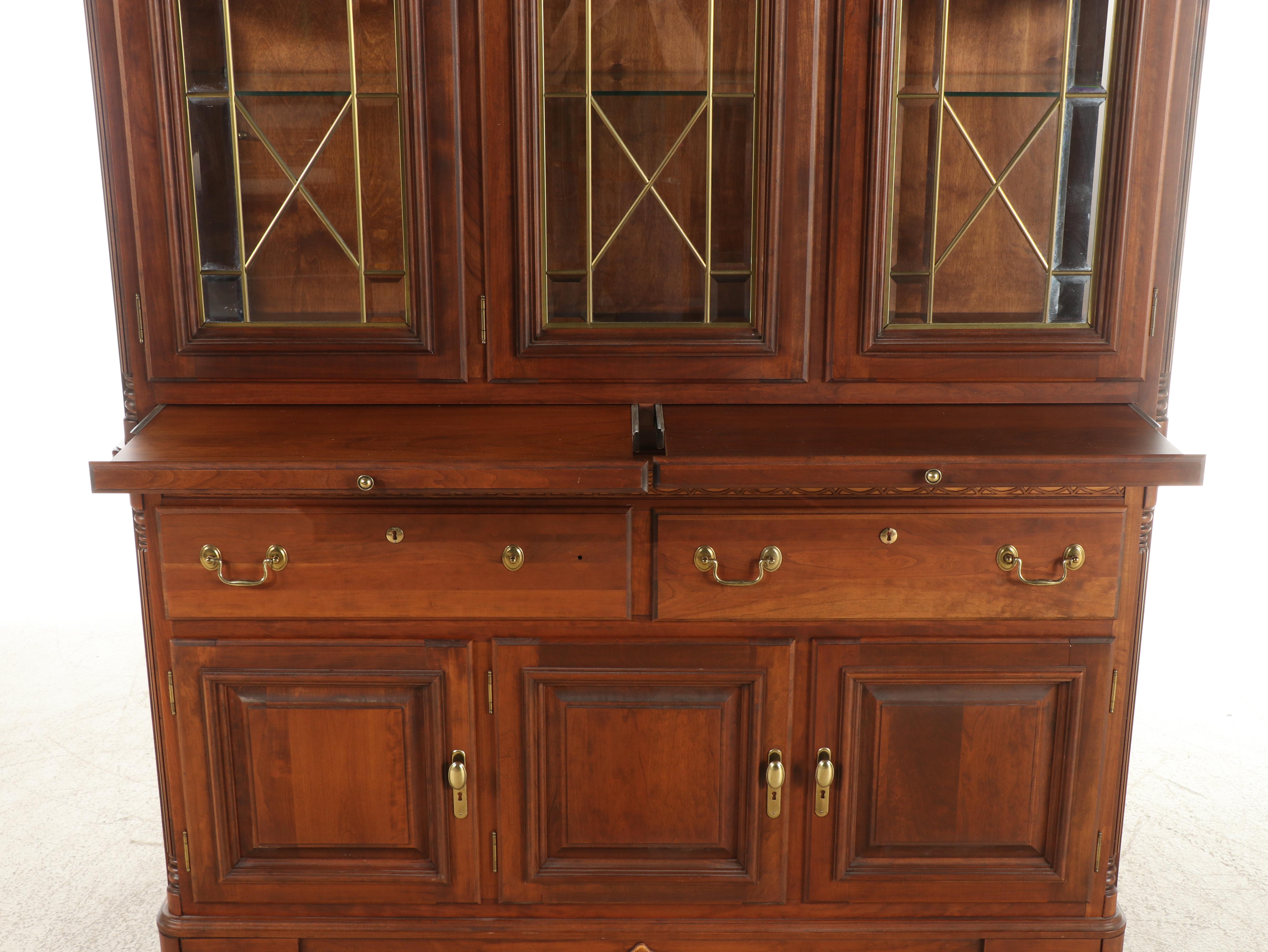 Richardson Brothers Company Georgian Style Breakfront China Cabinet