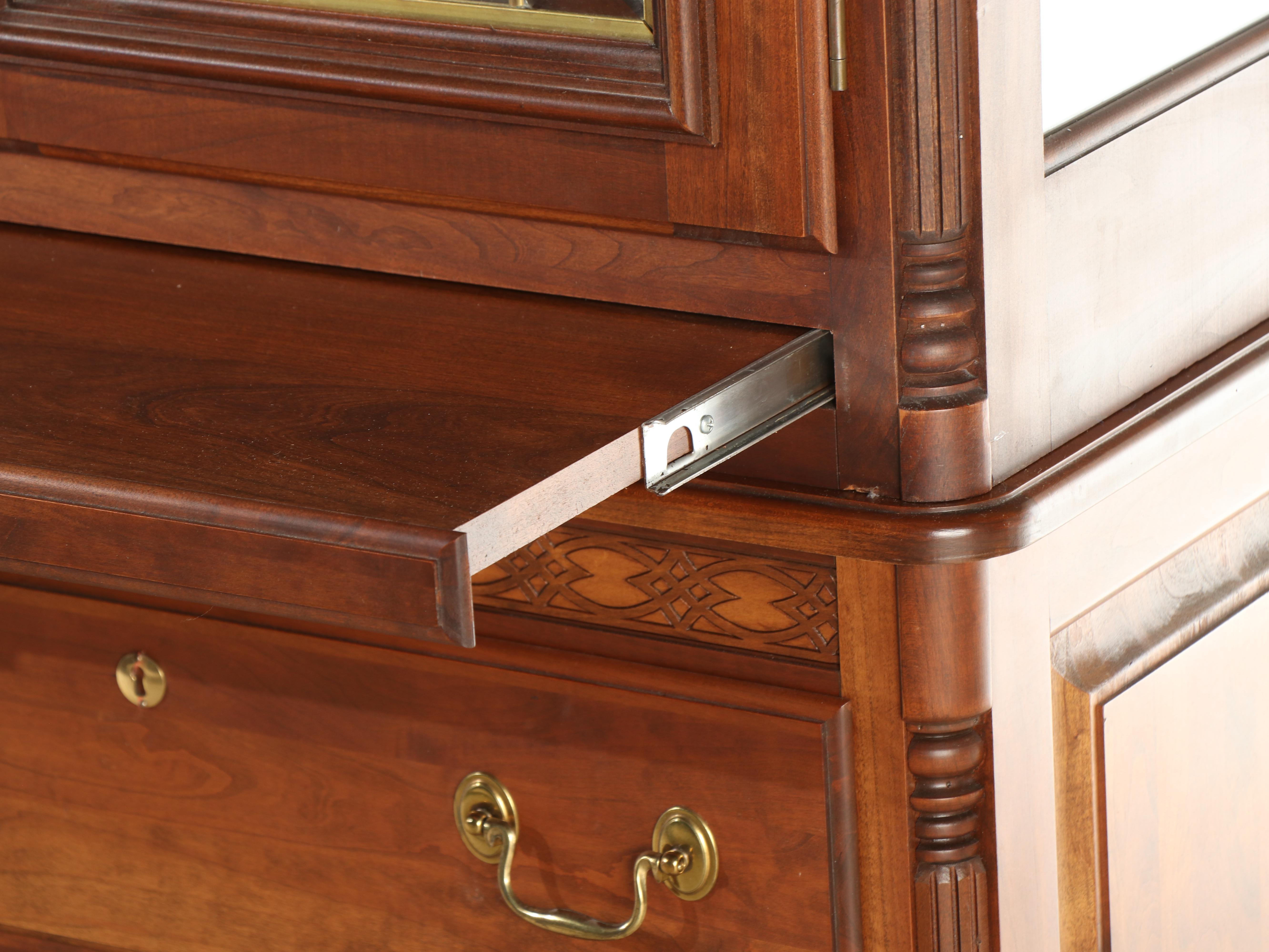 Richardson Brothers Company Georgian Style Breakfront China Cabinet