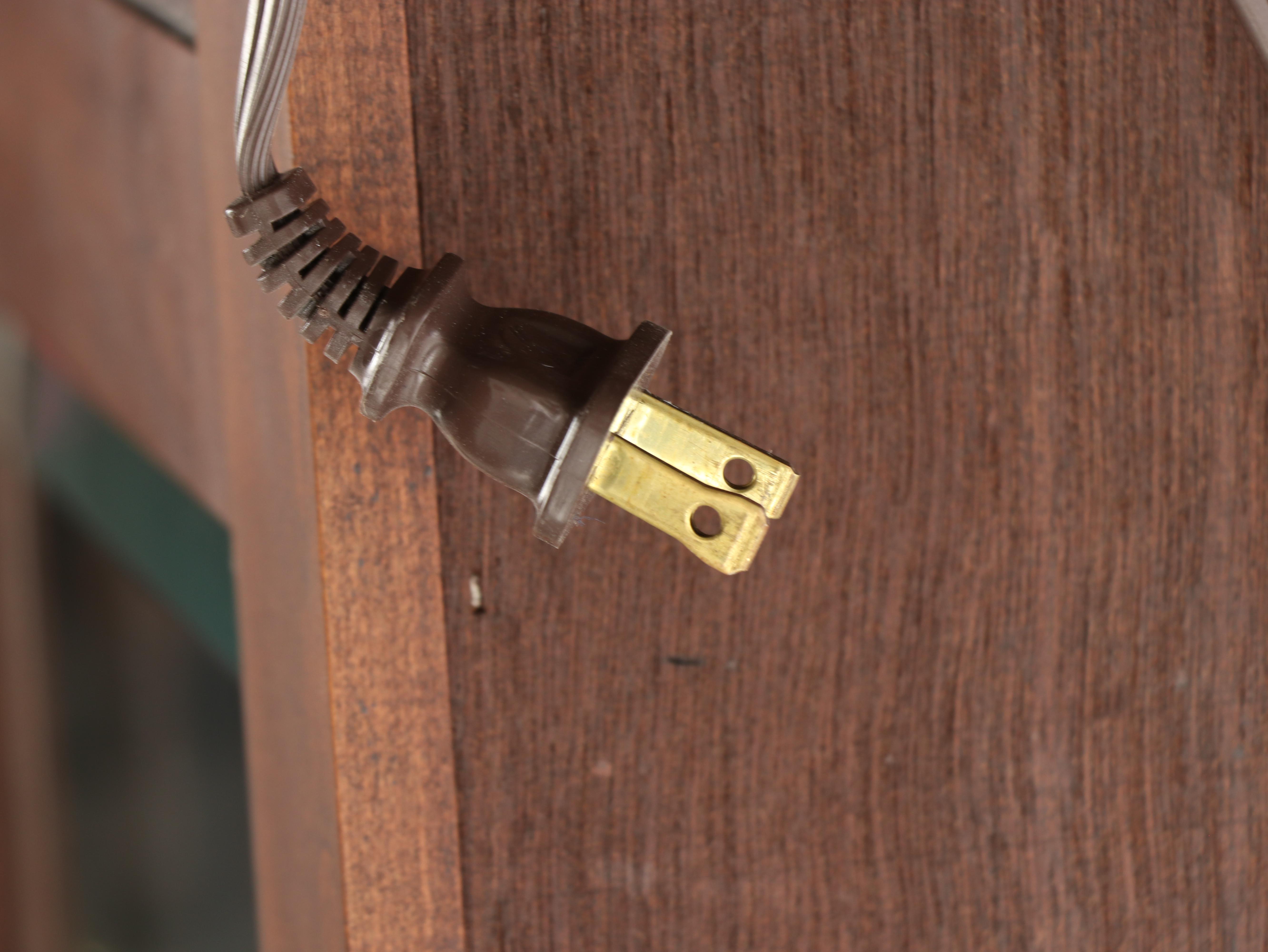 Richardson Brothers Company Georgian Style Breakfront China Cabinet