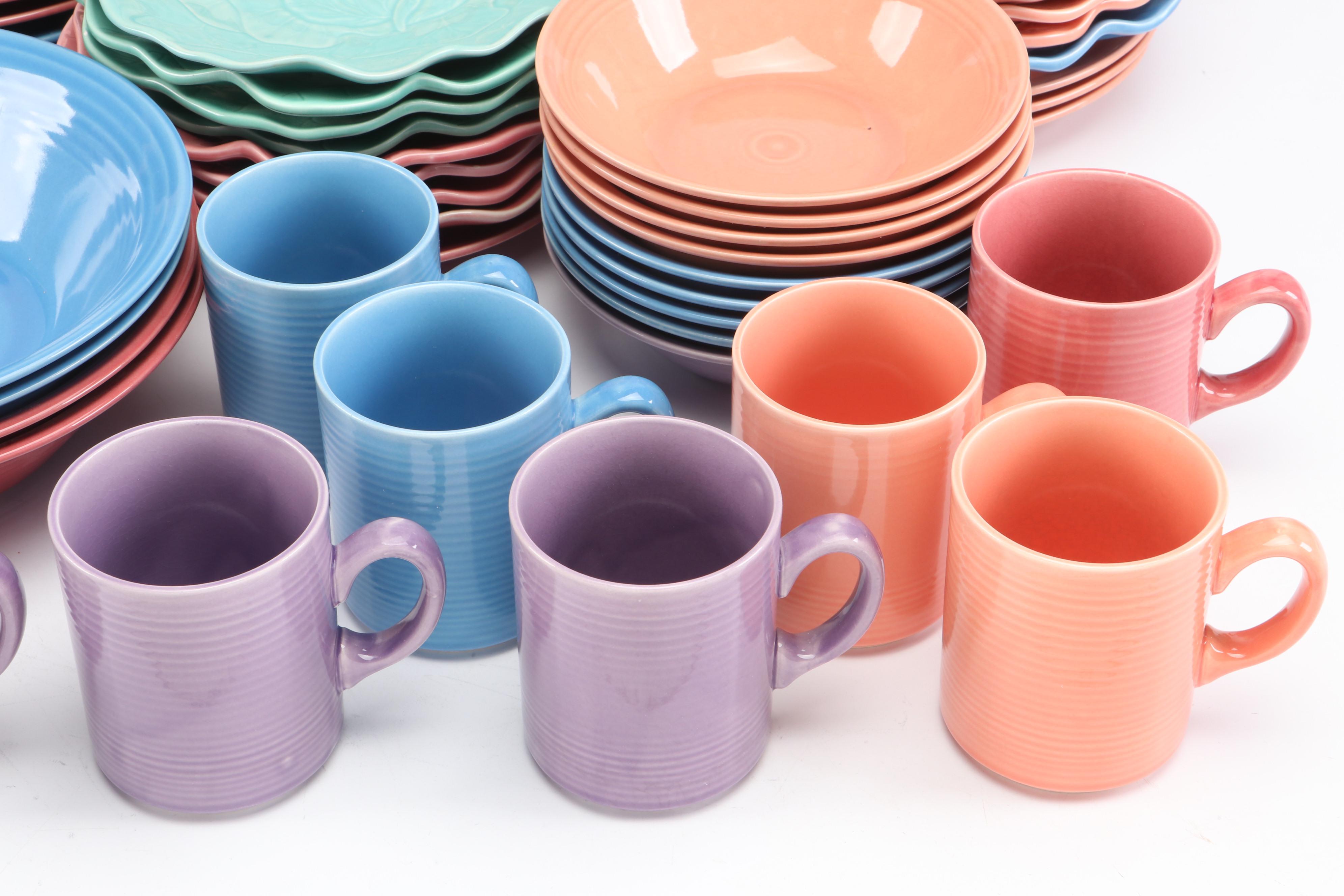 Japanese Multicolor Stoneware Dinnerware Sets with Cabbageware Plates