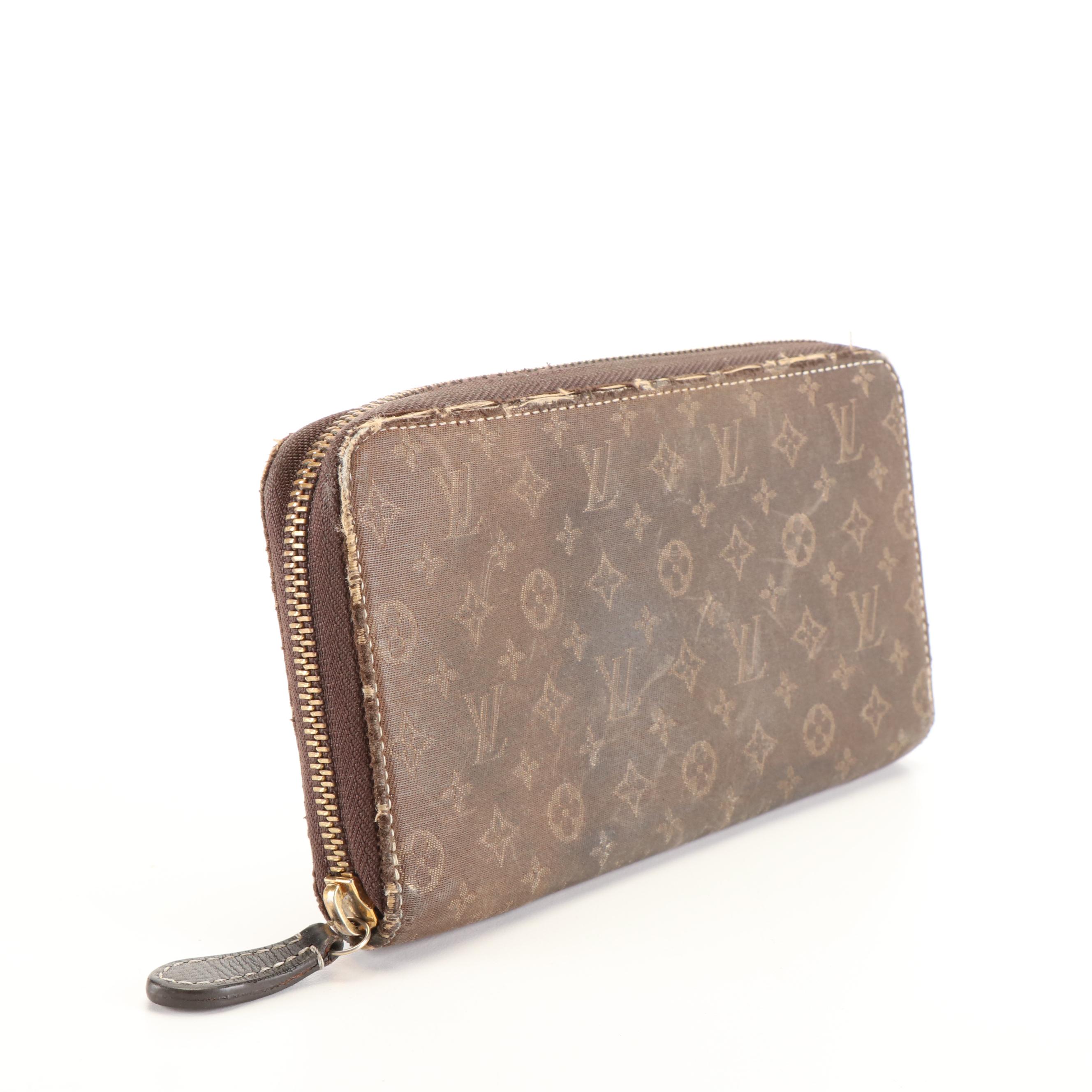 Louis Vuitton Zip-Around Wallet in Monogram Canvas