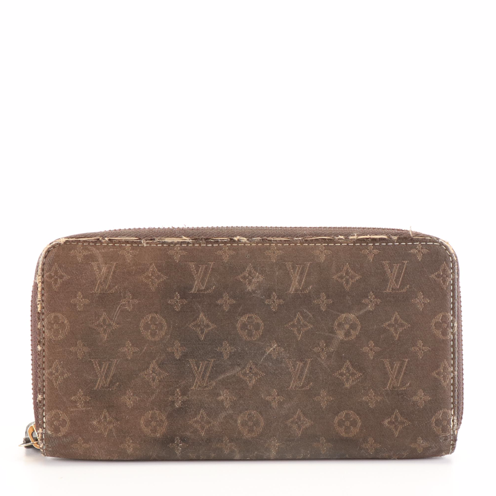 Louis Vuitton Zip-Around Wallet in Monogram Canvas