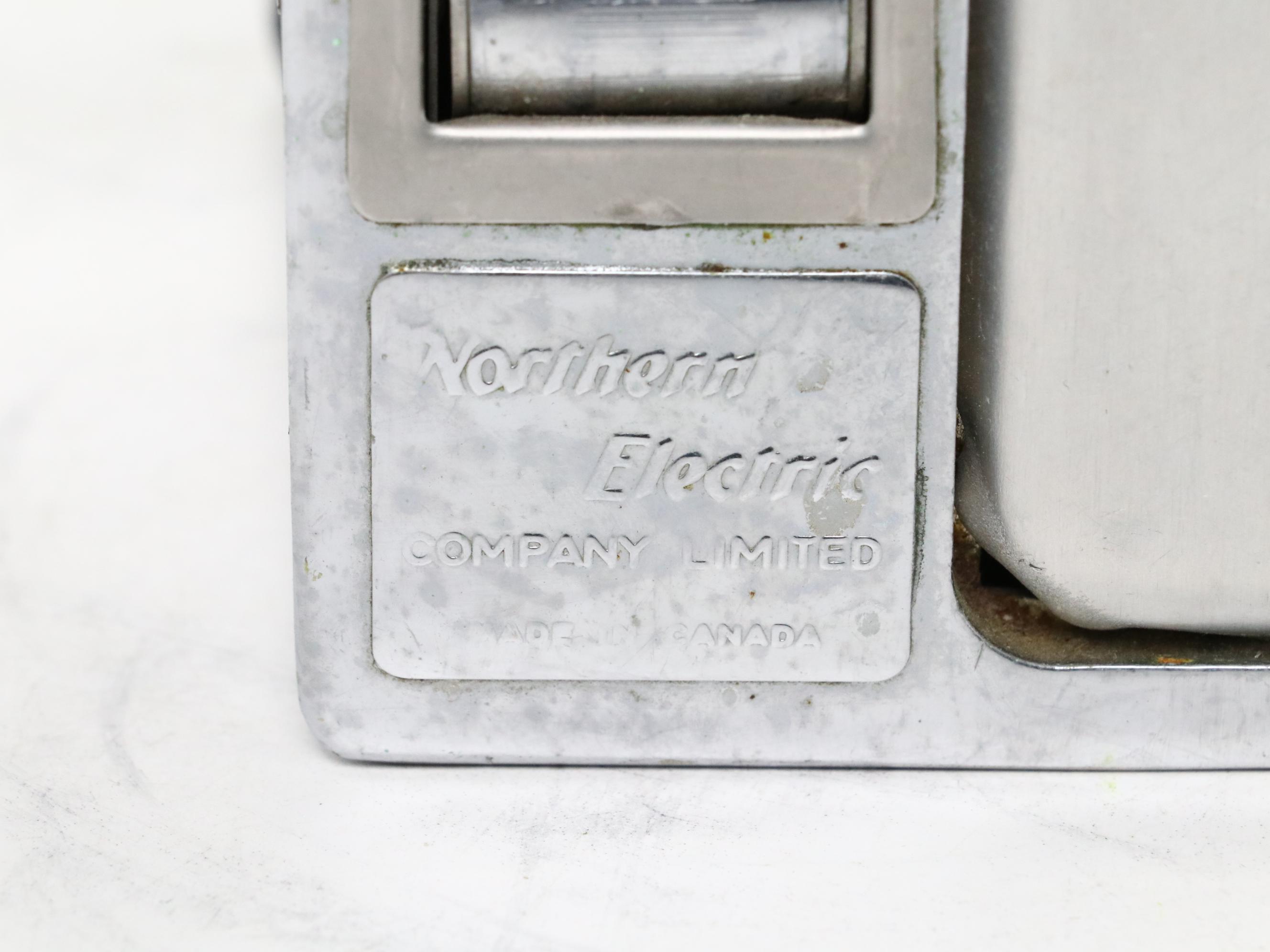 Canadian Northern Electric Rotary Pay Phone G3, 1961