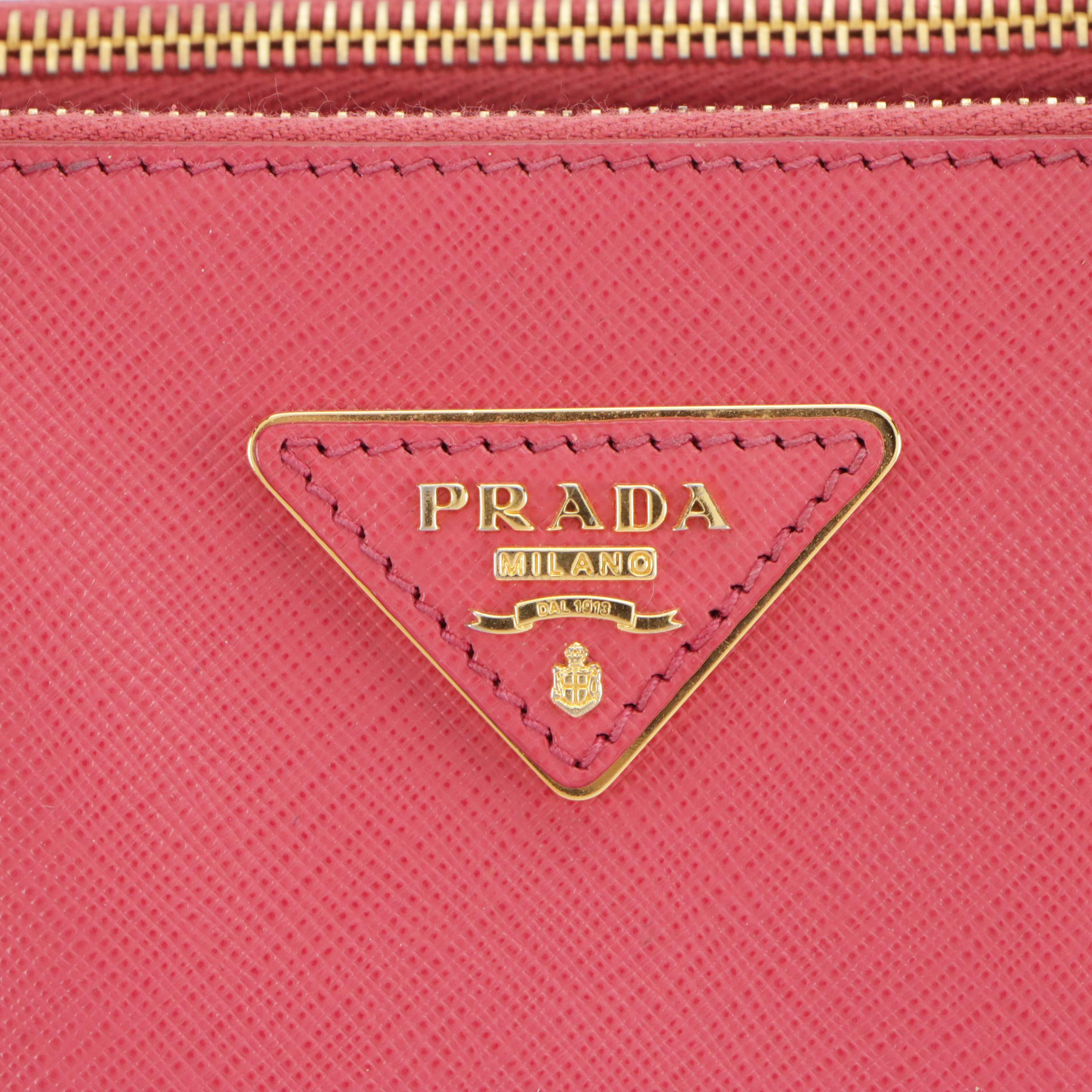 Prada Large Galleria Double Zip Handbag in Pink Saffiano Lux Leather