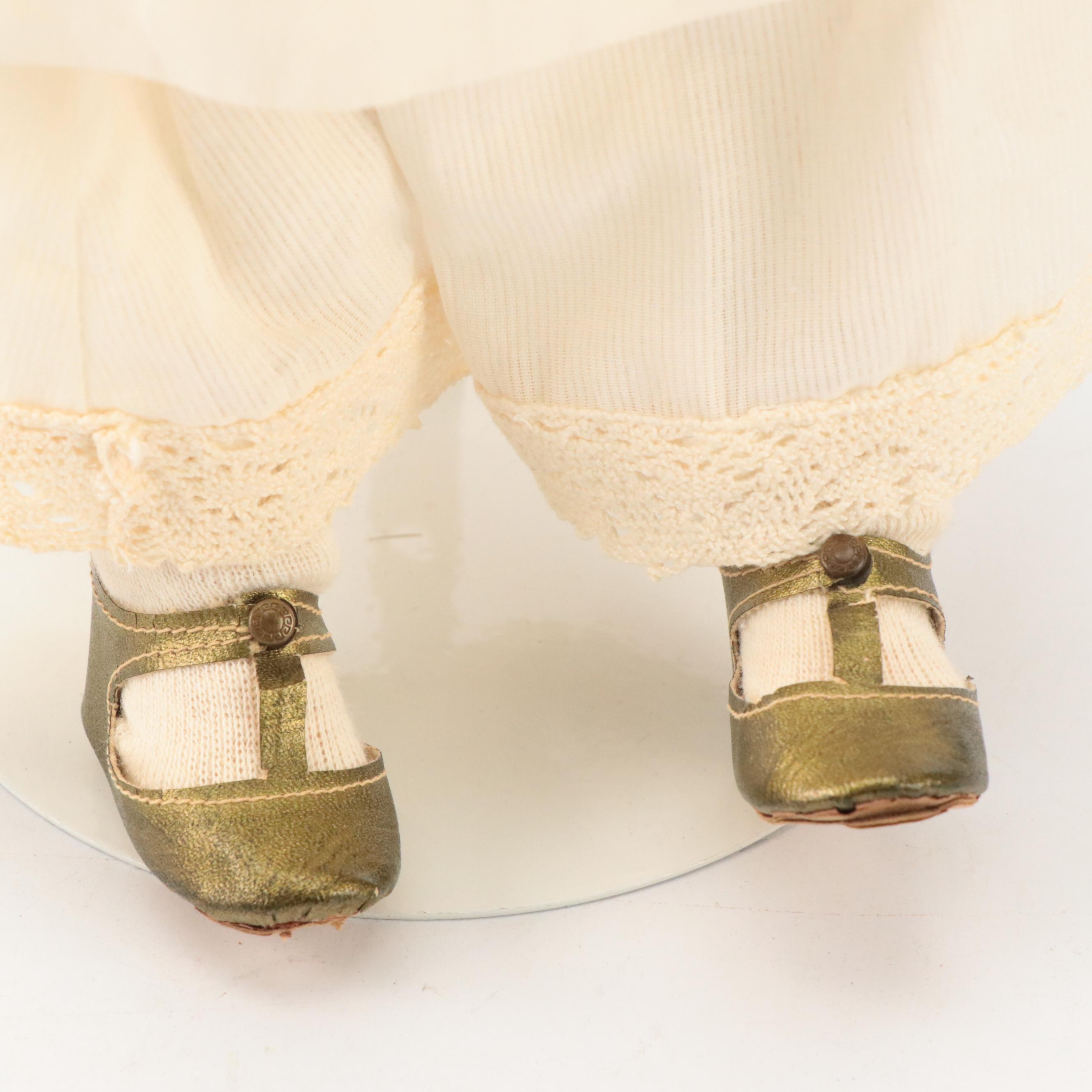 Kley & Hahn 250 "Walküre" with Armand Marseille 390 and Other Bisque Doll