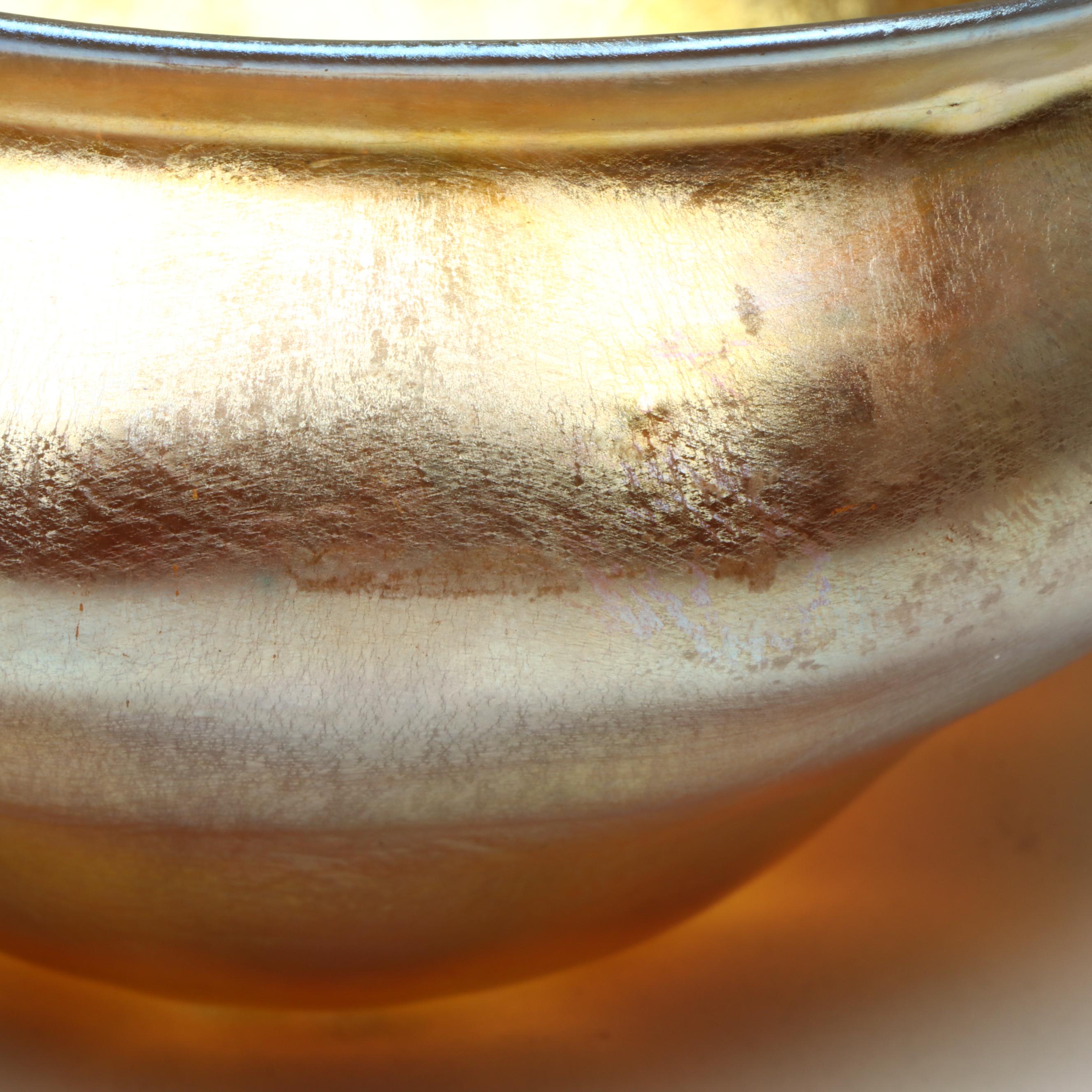 Louis Comfort Tiffany Art Nouveau Favrile Art Glass Bowl, Early 20th Century