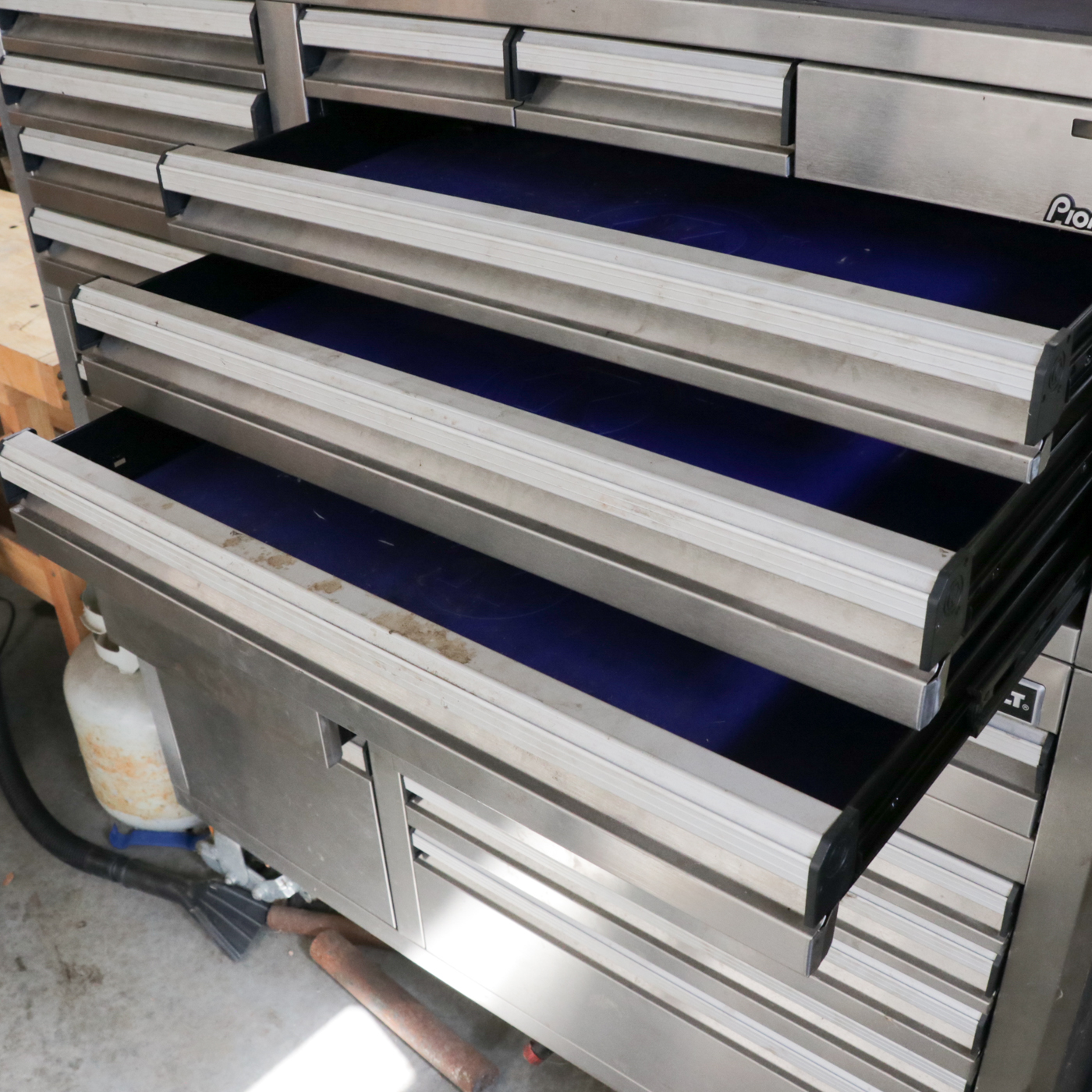 Kobalt Tool Chest with Pioneer Sound System