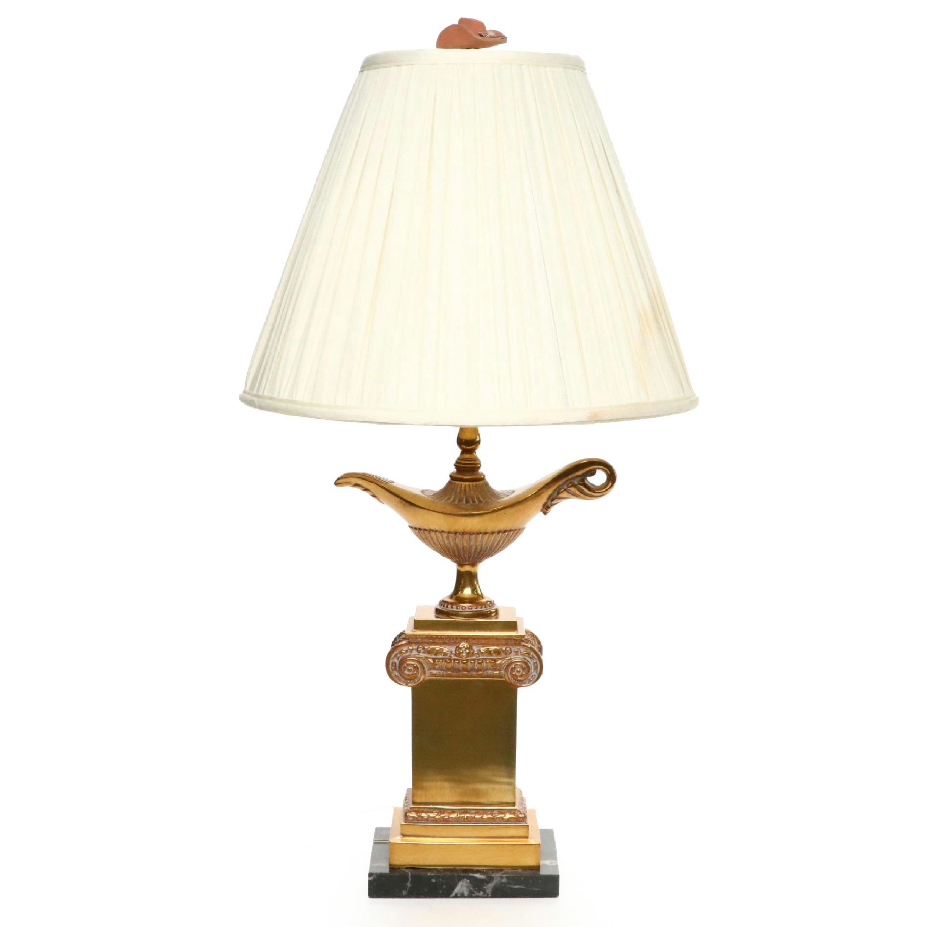 Mid Century Frederick Cooper Hammered Brass Urn Table Lamps