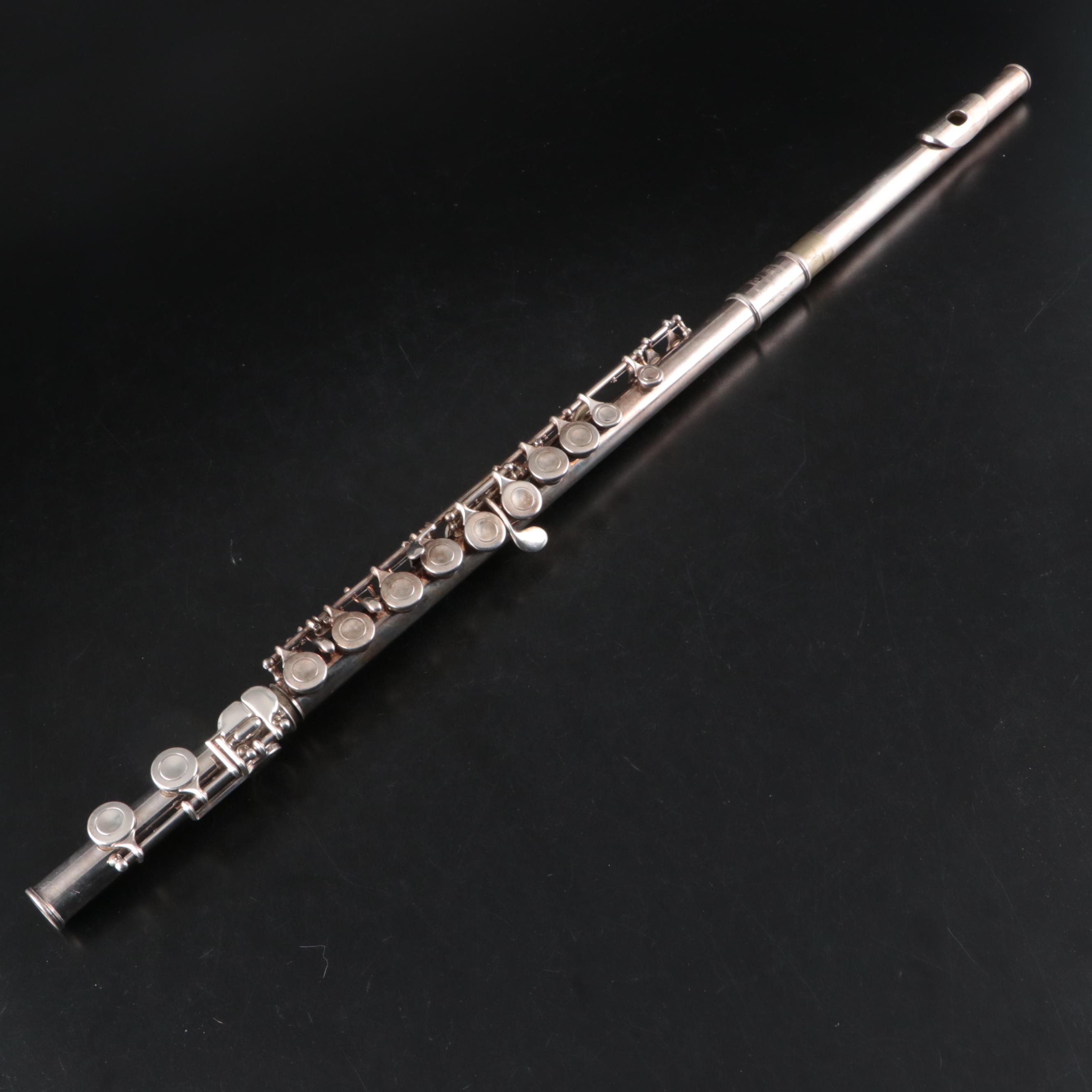 Selmer Bundy II Flute with Carrying Base