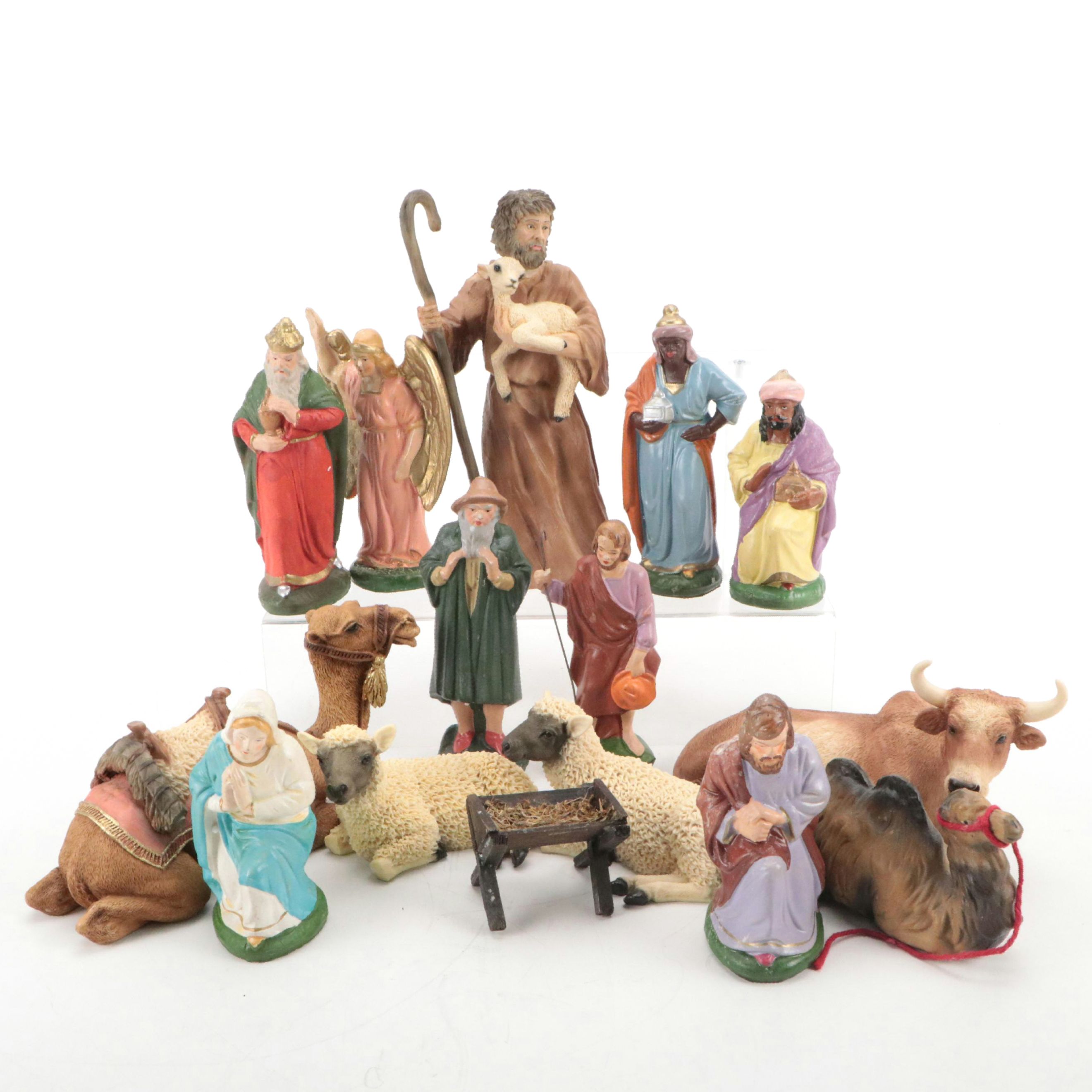Castagna and Other German Nativity Figurines, Late 20th Century