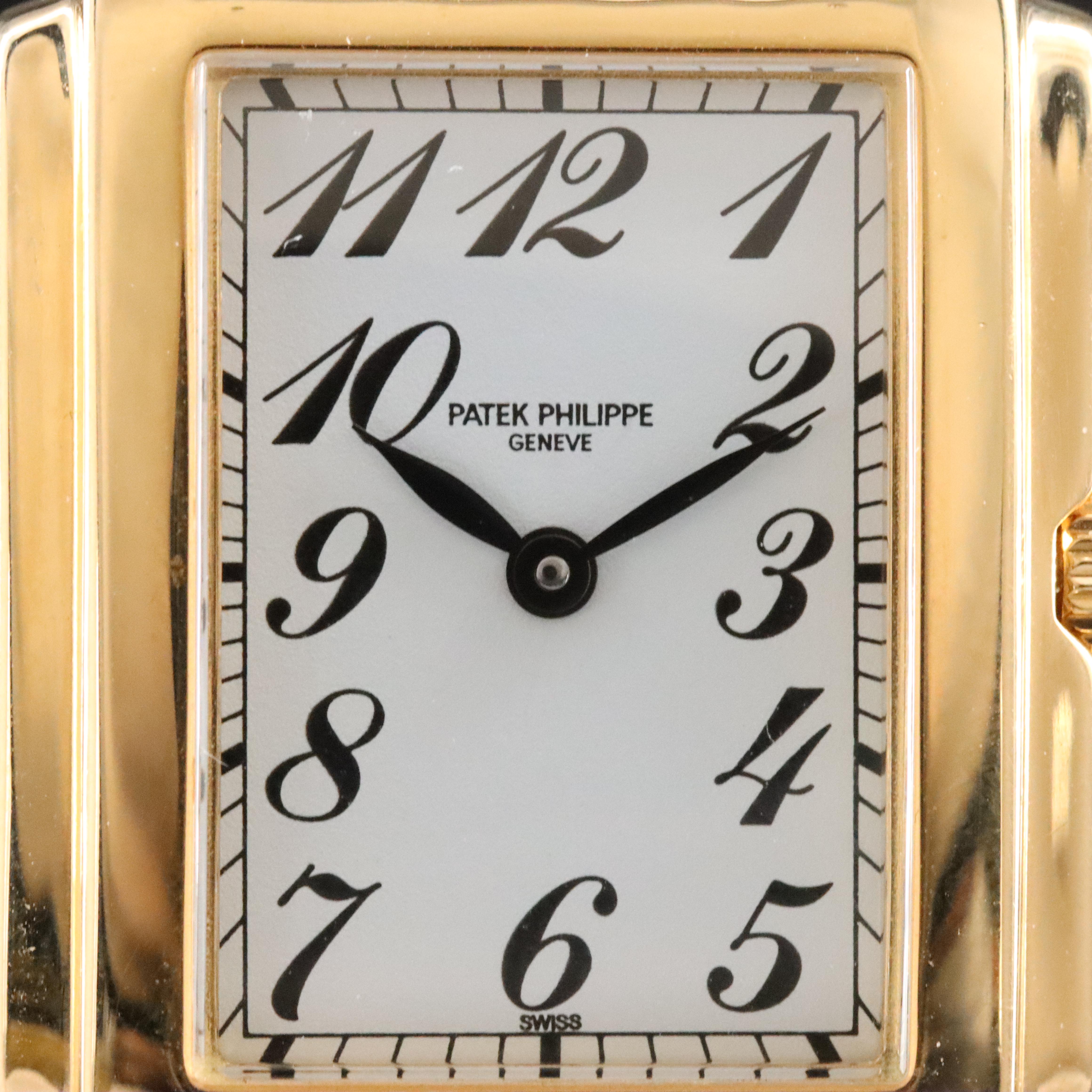 Patek Philippe Gondolo ref. 4824/1 White 22mm 18K Gold Quartz Watch