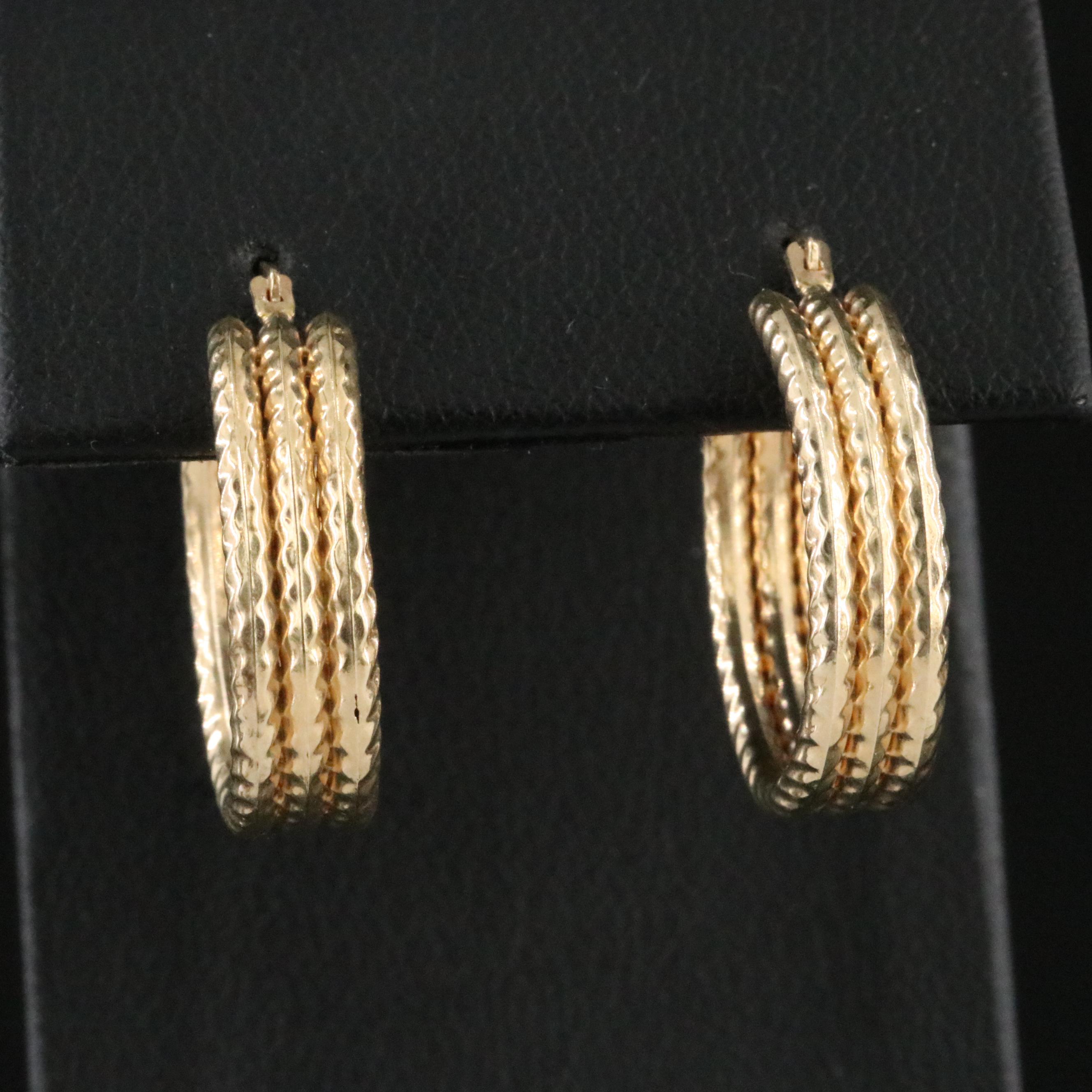 14K Ribbed Hoop Earrings