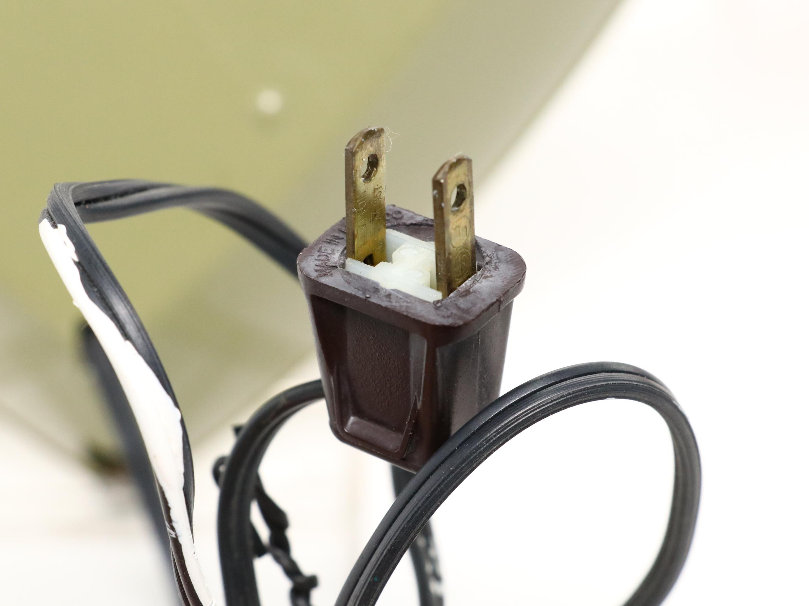 General Electric Model 2159 Electric Wall Clocks