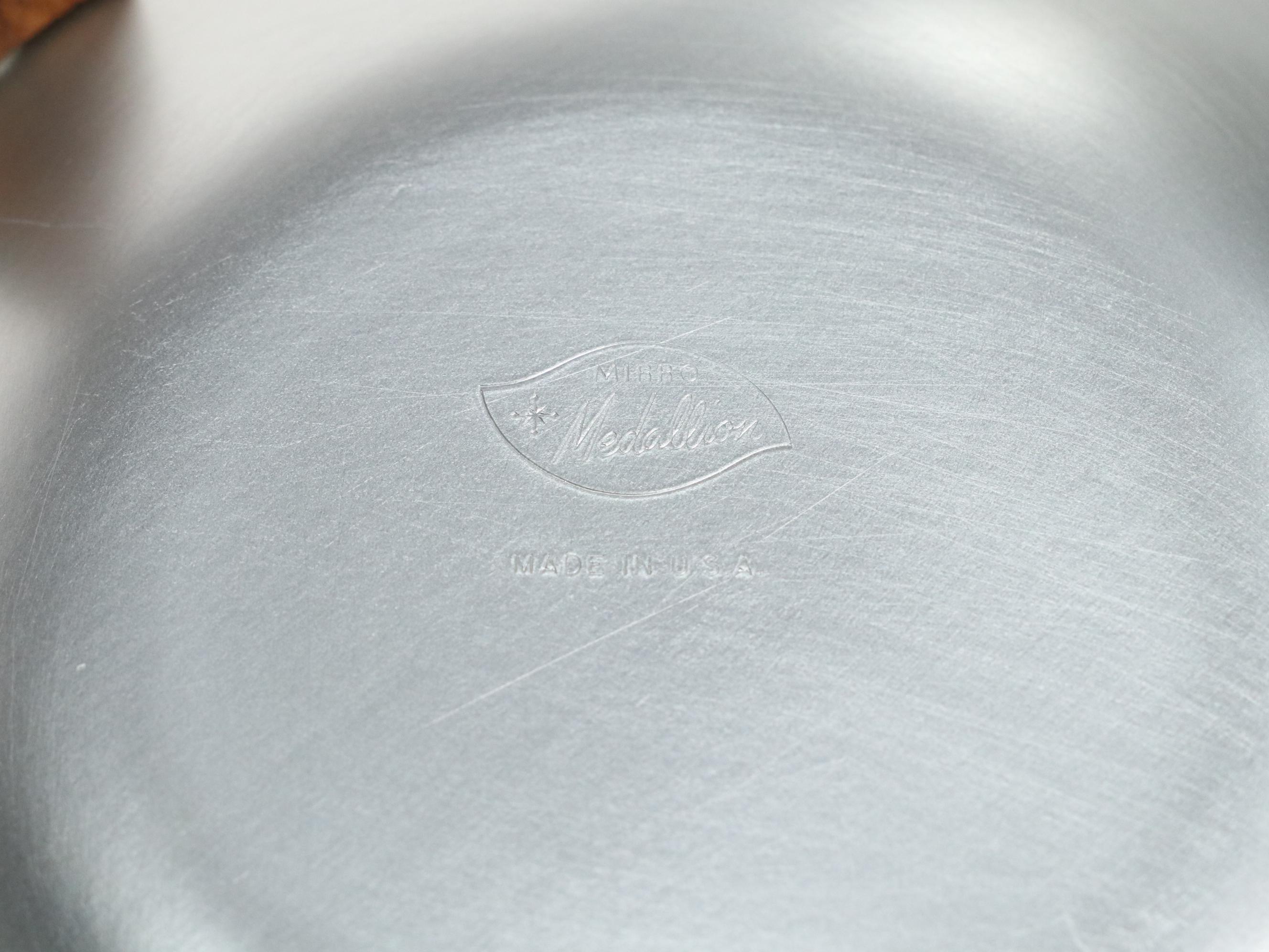 Mirro Medallion Aluminum & Teak Tripod Serving Bowls with Lid, Mid-20th Century