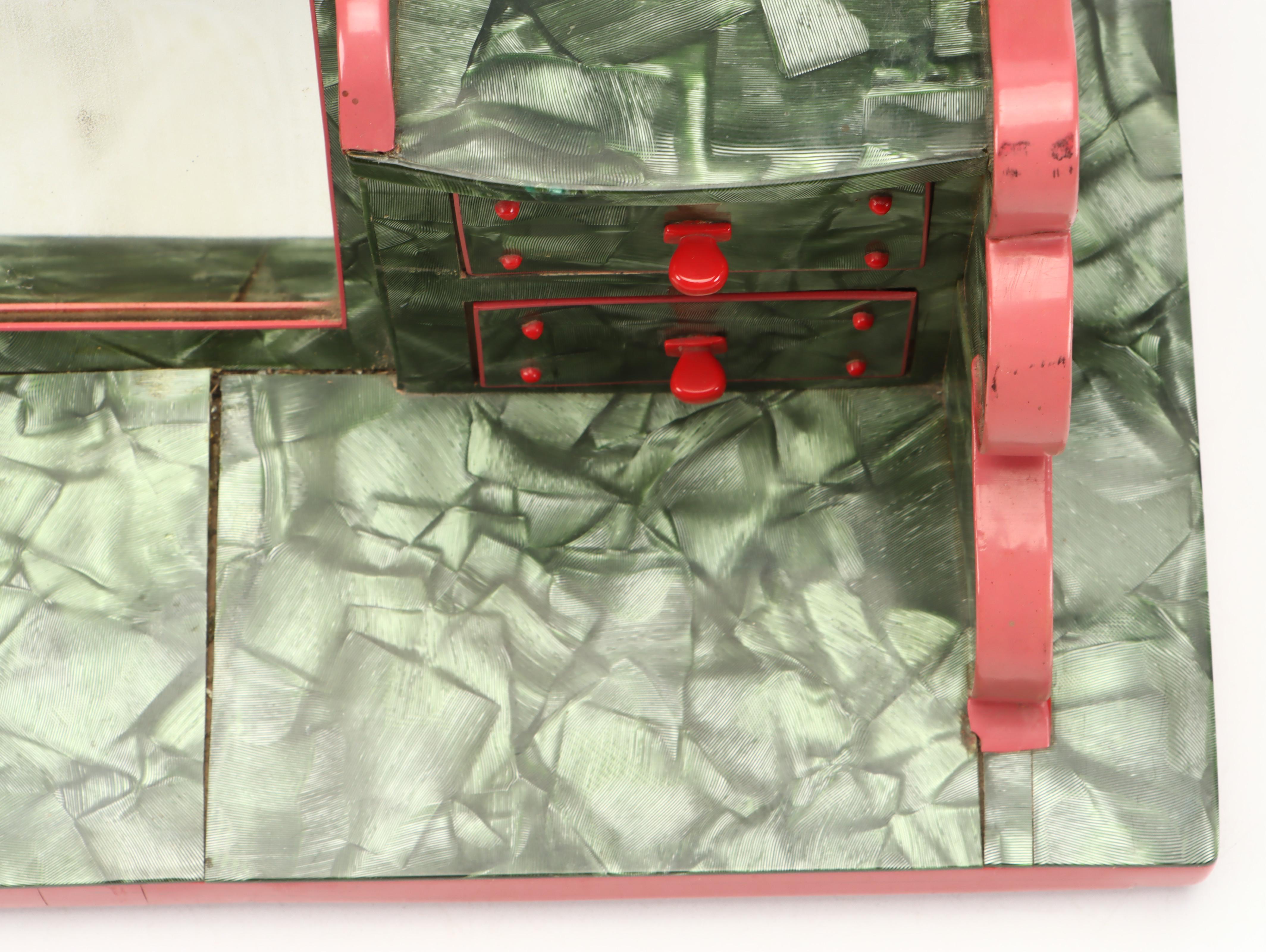 Art Deco Handcrafted Red and Green Bakelite Over Wood Jewelry Box