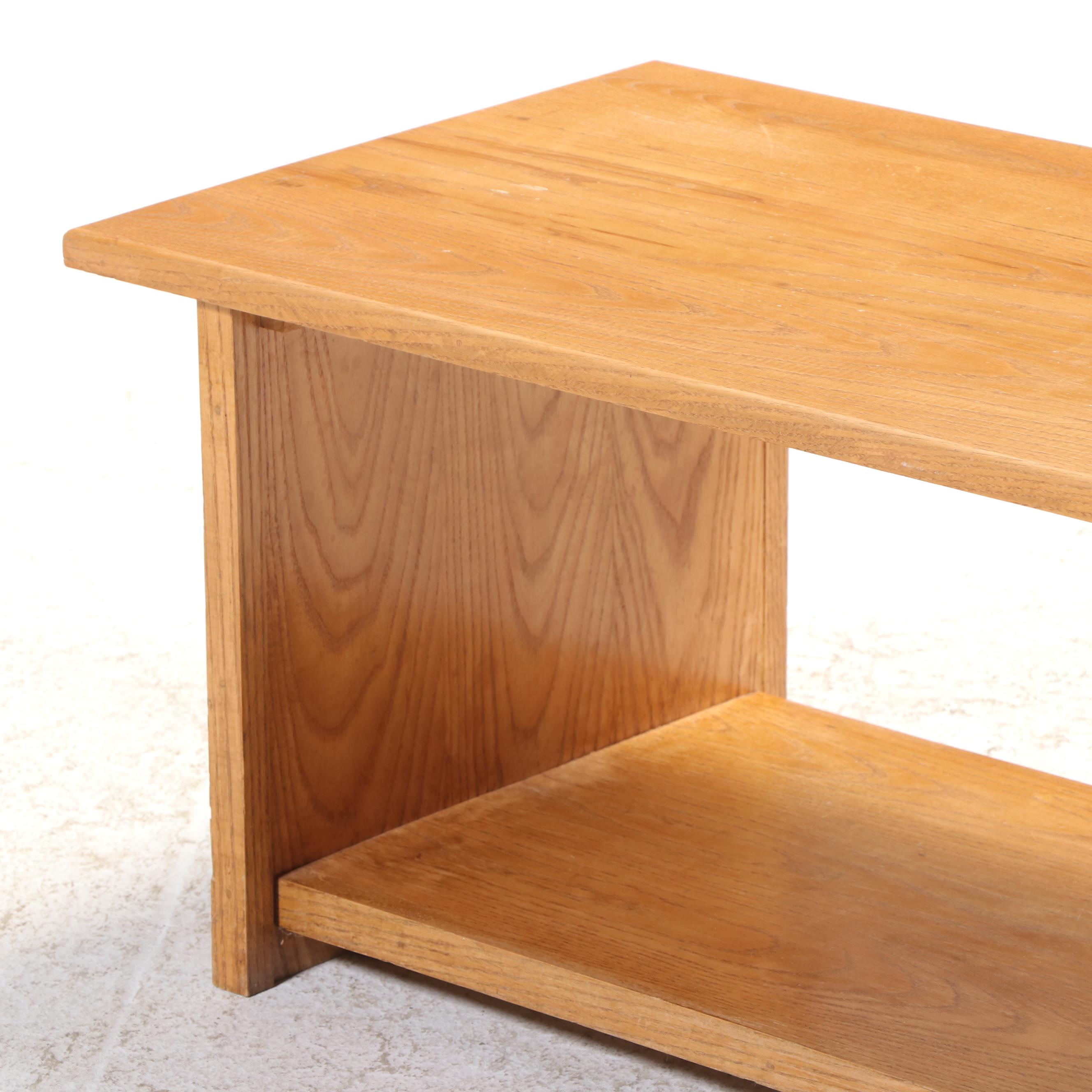 Arts and Crafts Style Oak Coffee Table, Late 20th Century