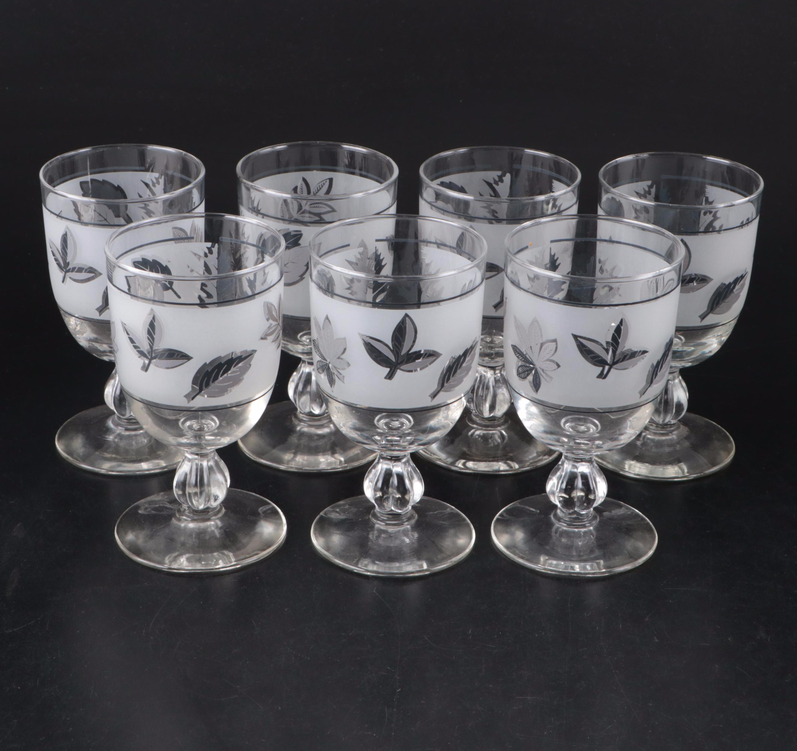 Georges Briard Glass Platter with Libbey and Other Mid Century Modern Barware