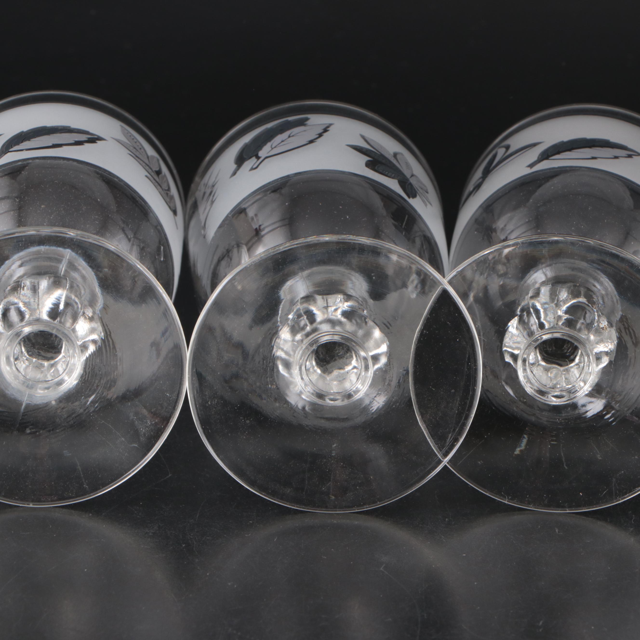 Georges Briard Glass Platter with Libbey and Other Mid Century Modern Barware