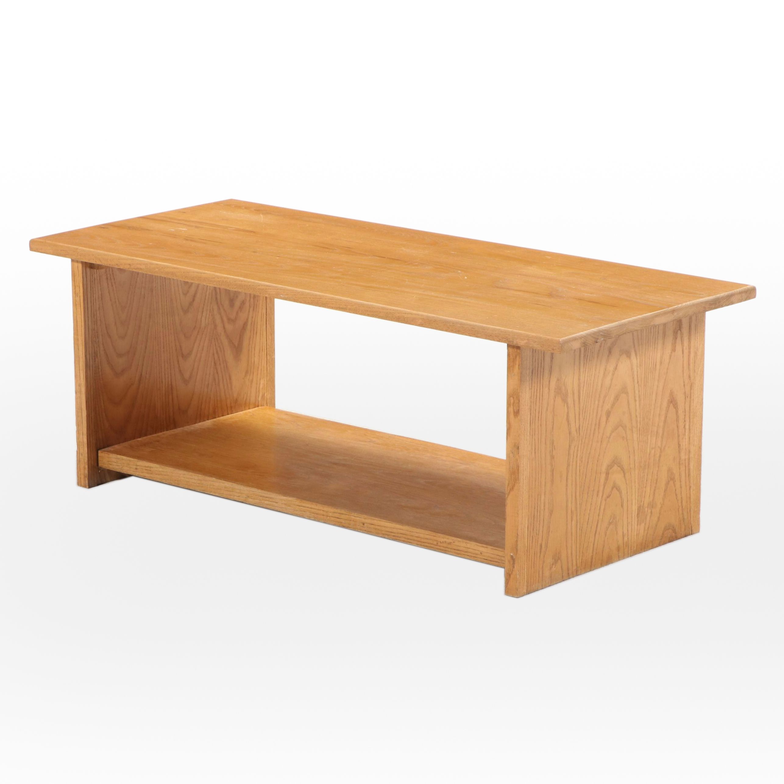 Arts and Crafts Style Oak Coffee Table, Late 20th Century