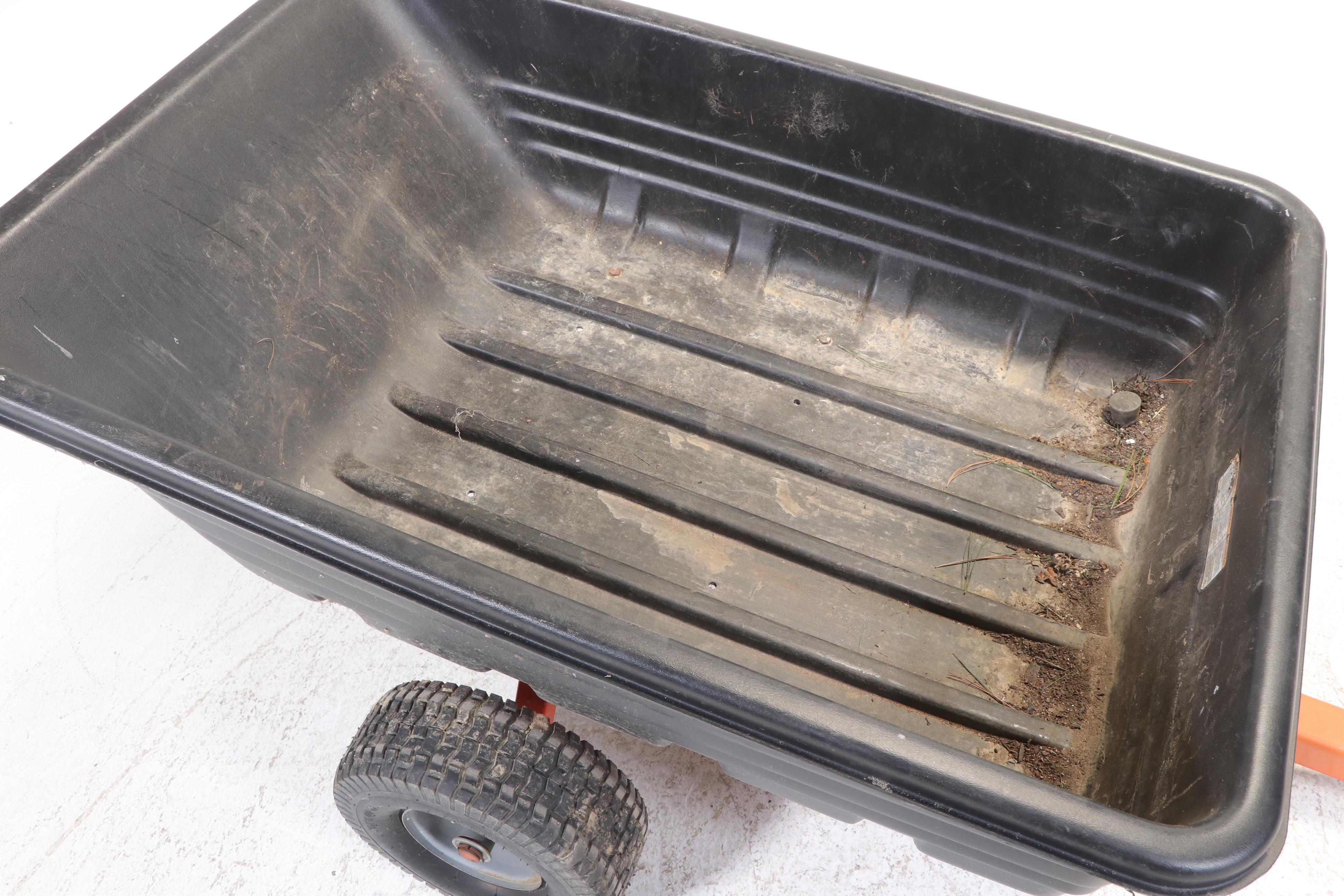 Tractor Hitch Wheelbarrow with Tipping Dump Function