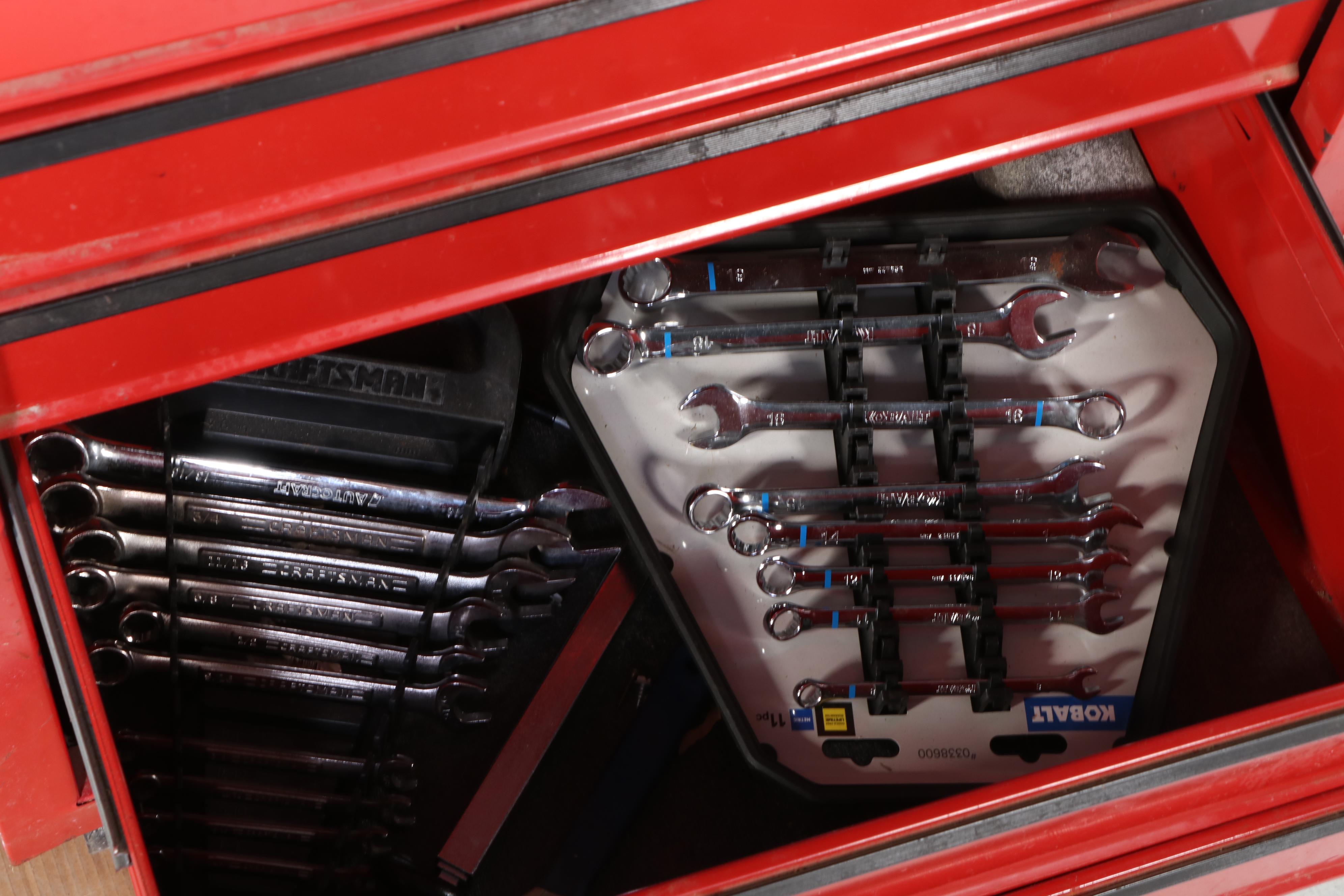 Craftsman Tool Chest on Casters with Hand Tools