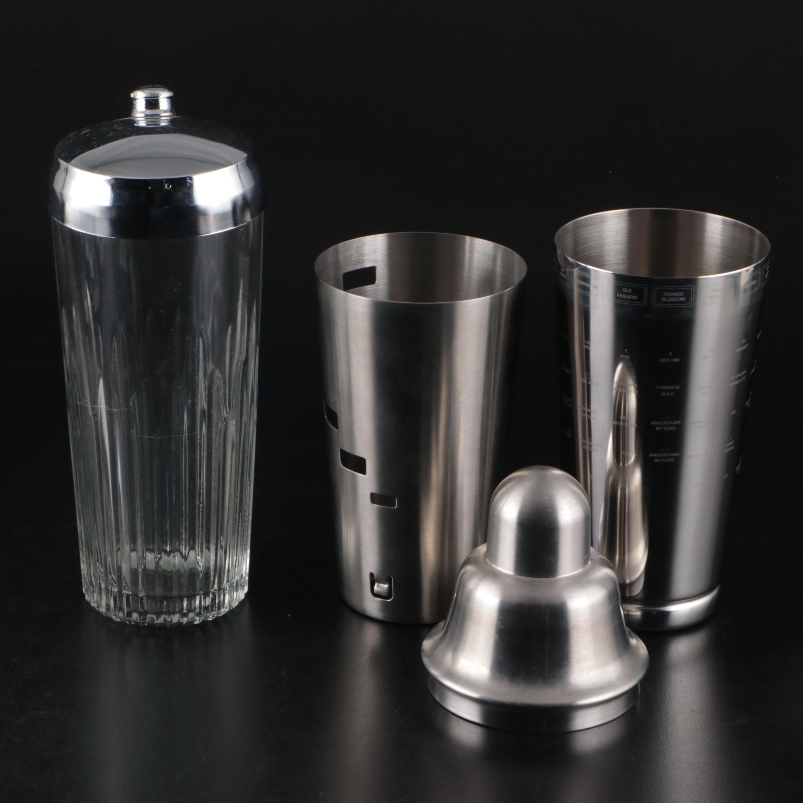 Dive Helmet Ice Bucket with Cocktail Shakers and Old Fashioned Glasses