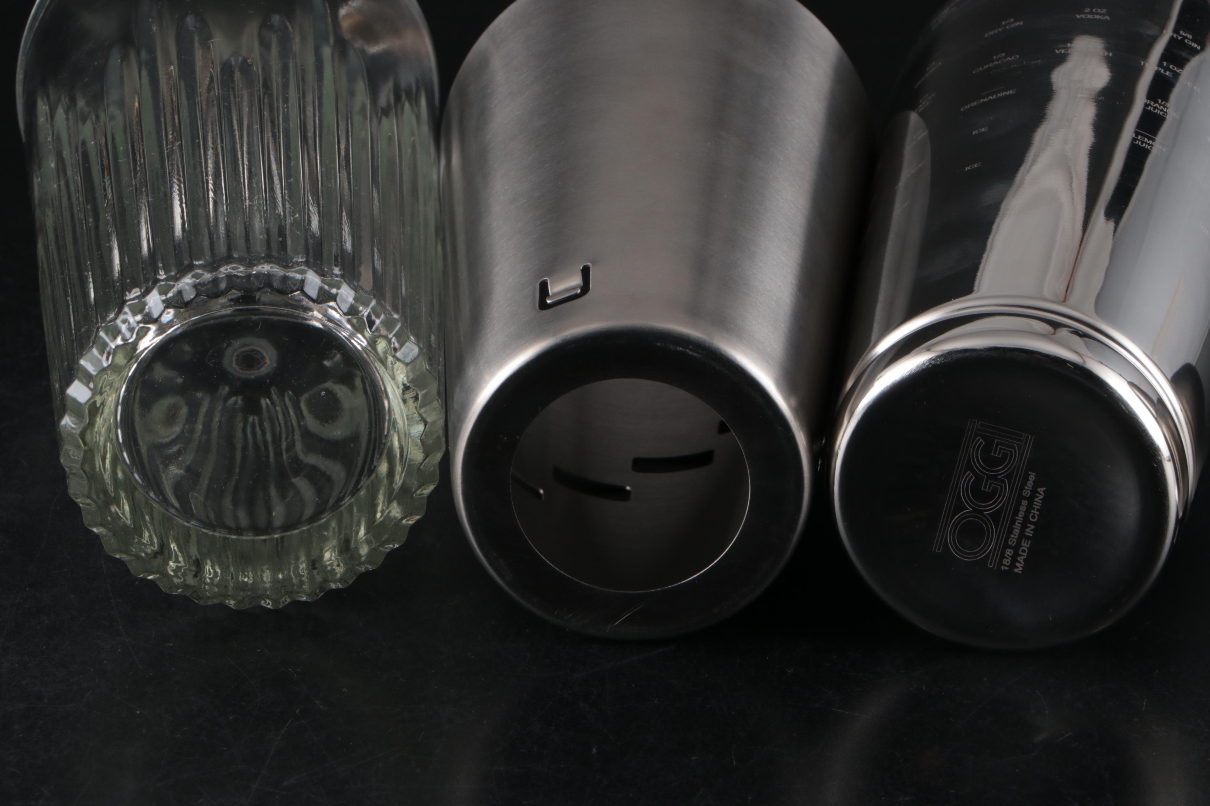 Dive Helmet Ice Bucket with Cocktail Shakers and Old Fashioned Glasses