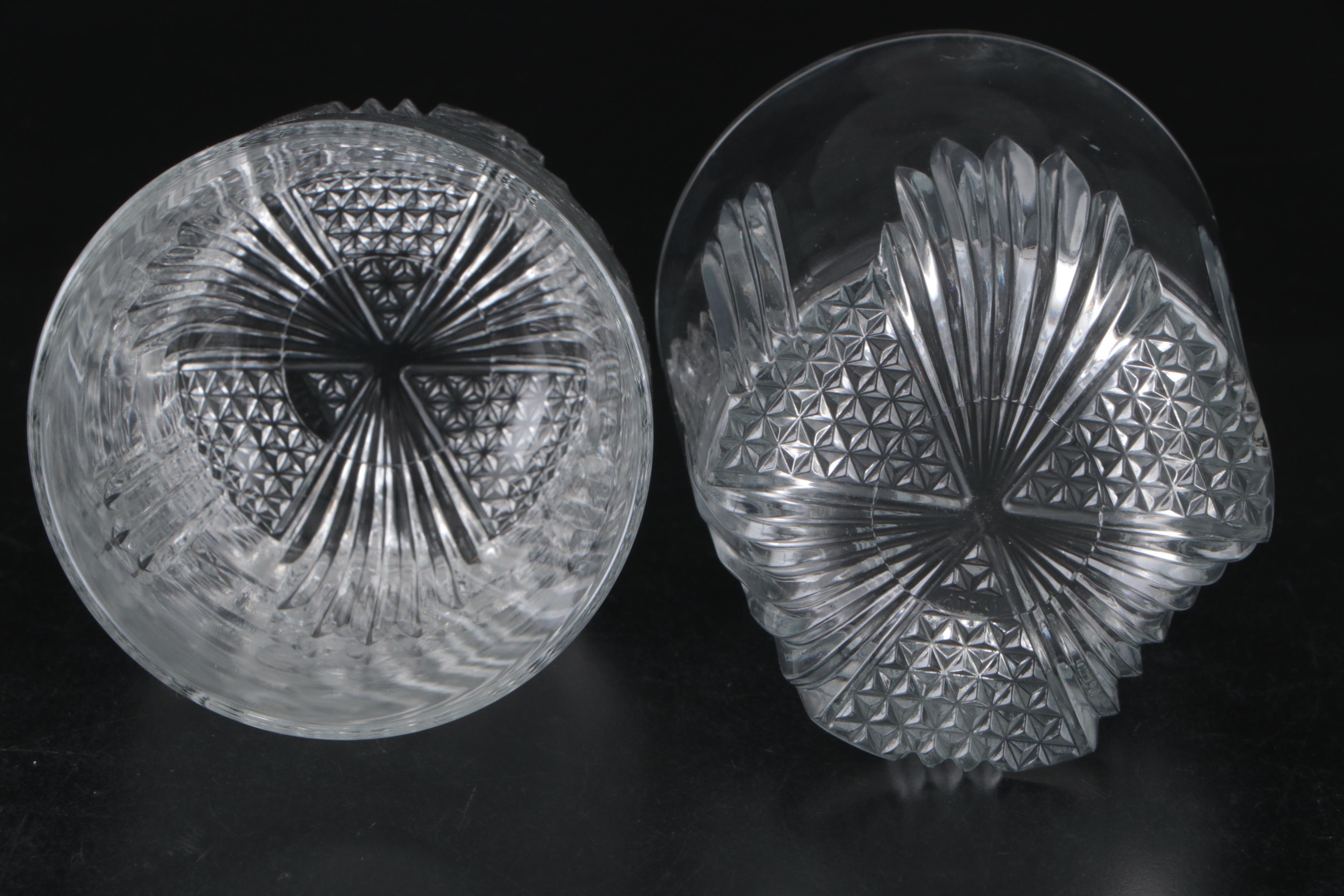 Dive Helmet Ice Bucket with Cocktail Shakers and Old Fashioned Glasses