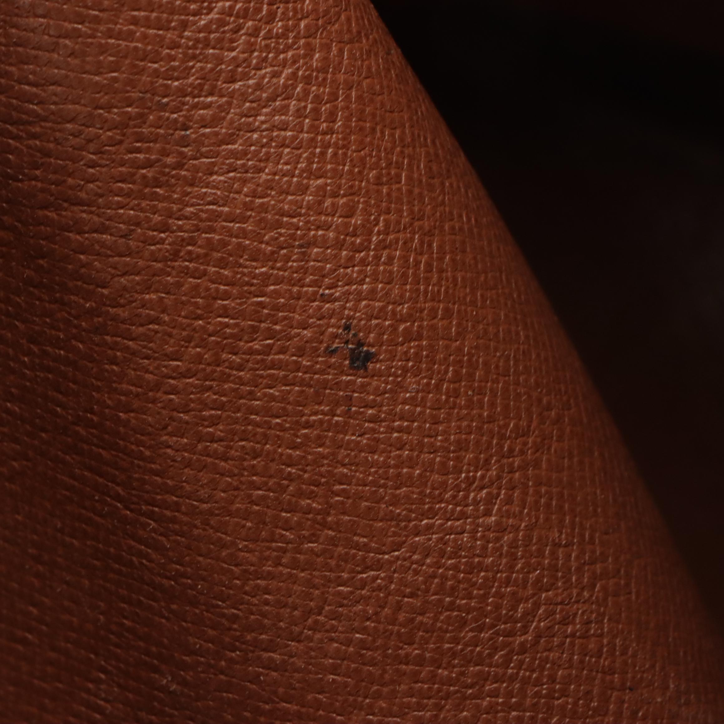 Louis Vuitton Papillon 30 Barrel Bag in Monogram Canvas and Leather Trim