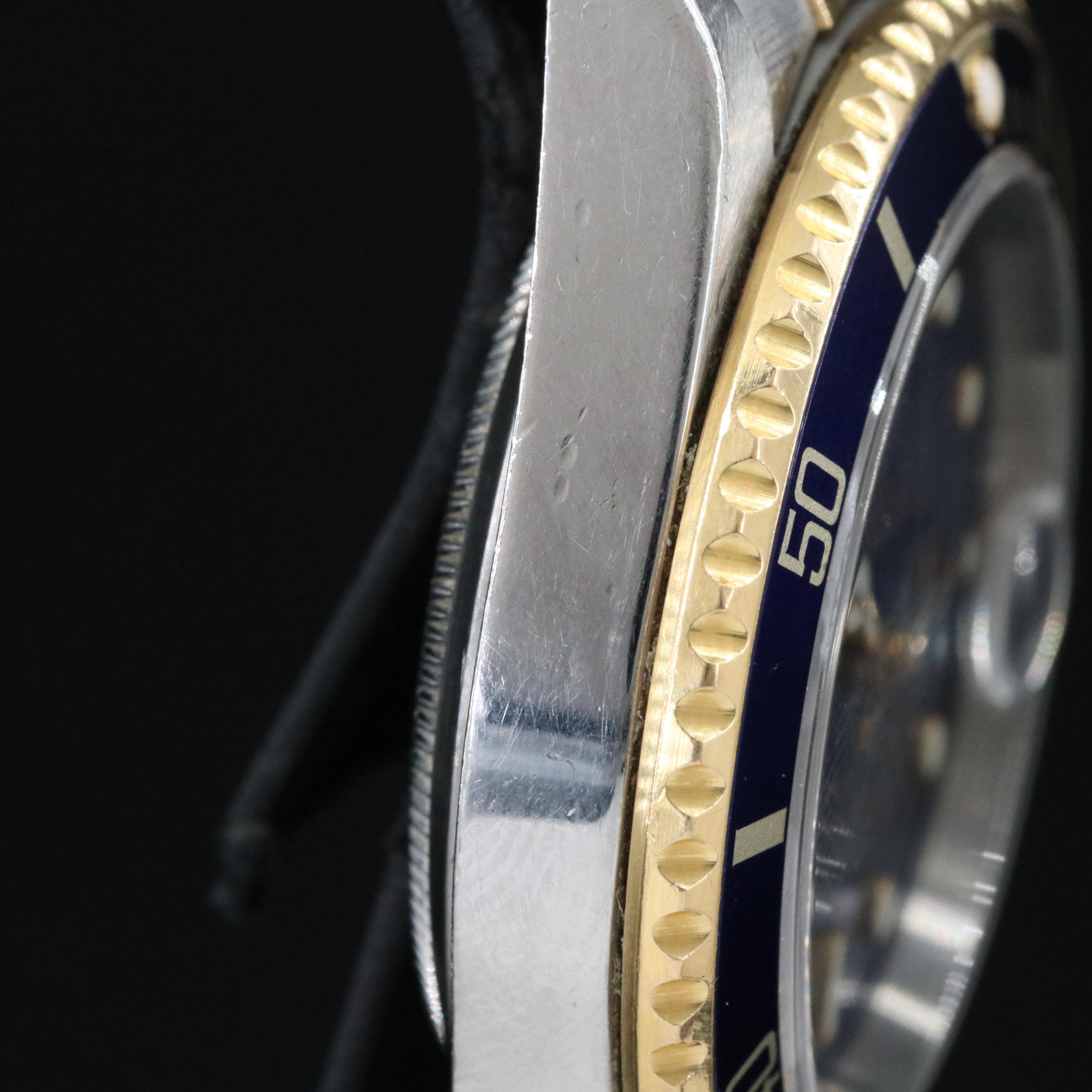 2002 Rolex Oyster Perpetual Submariner Date Watch