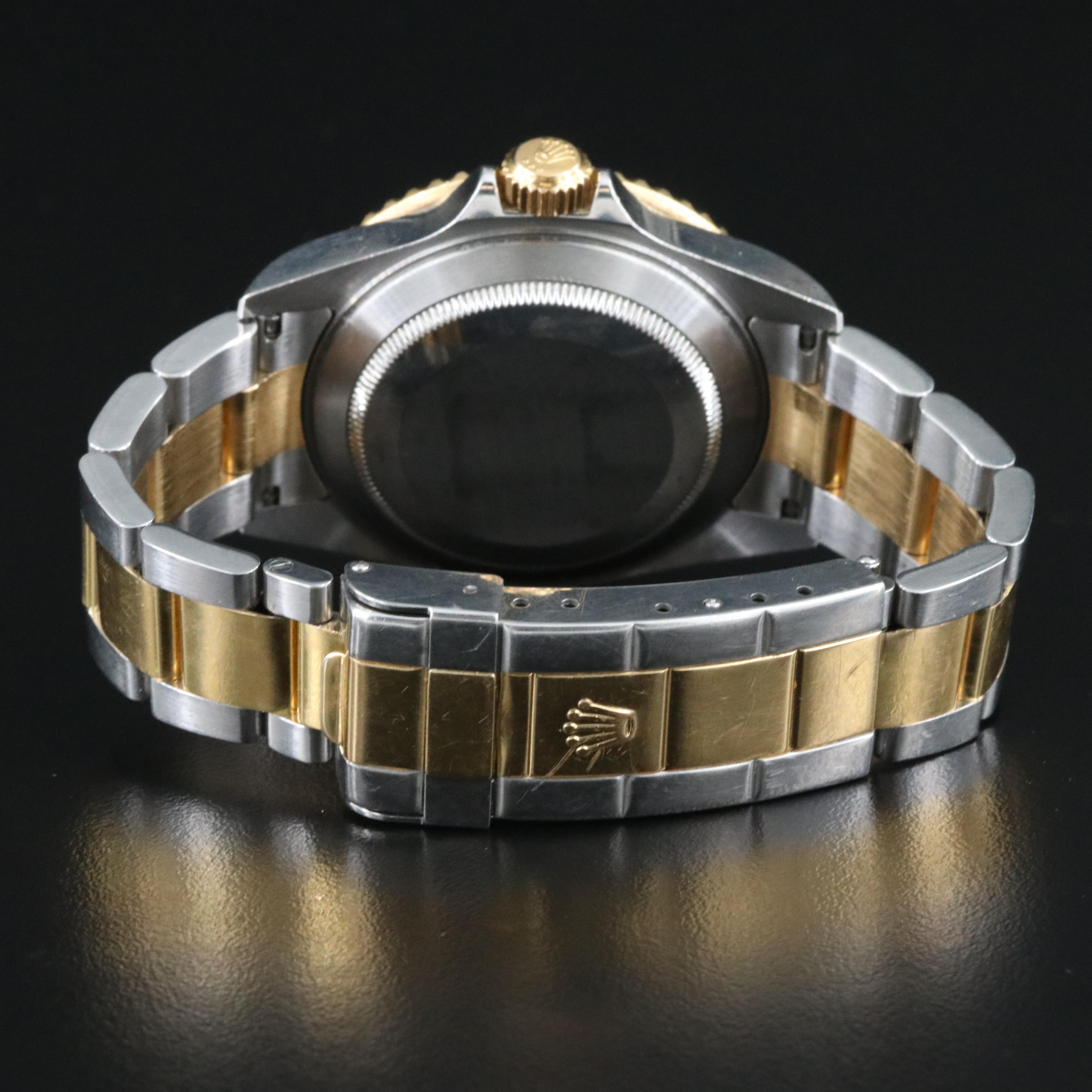 2002 Rolex Oyster Perpetual Submariner Date Watch