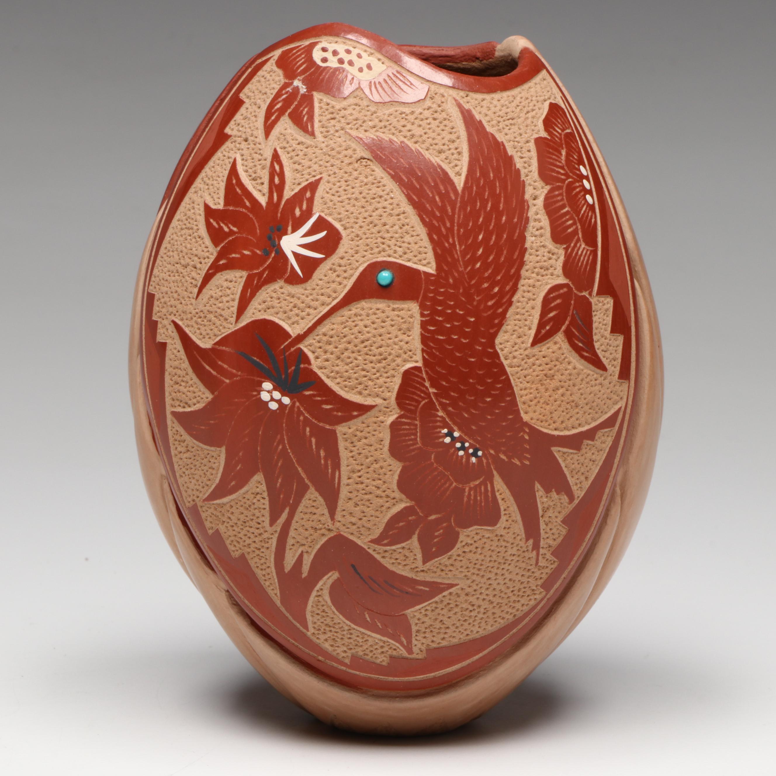 Helen Tafoya Henderson Jemez Pueblo Pottery Sgraffito Hummingbird Vase