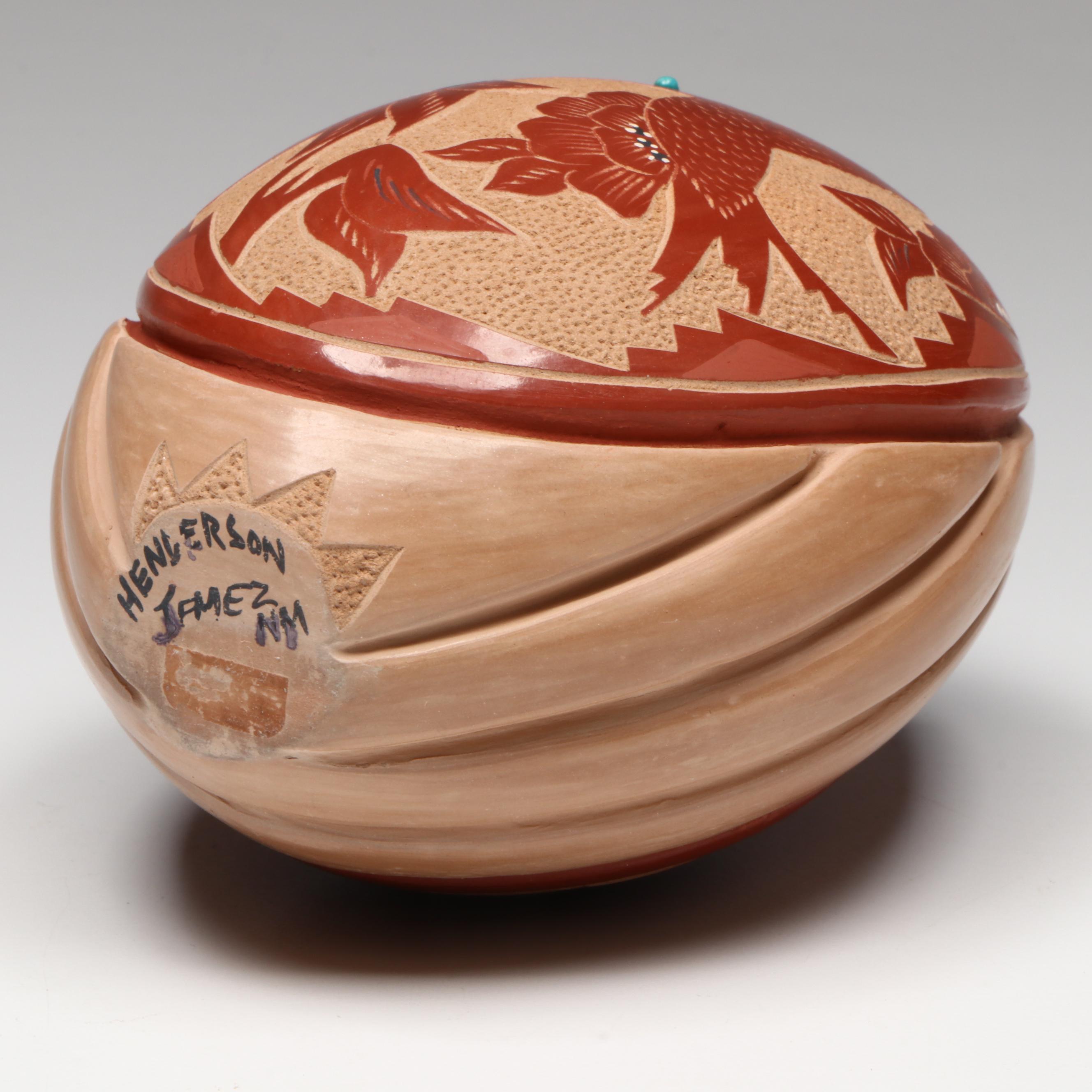 Helen Tafoya Henderson Jemez Pueblo Pottery Sgraffito Hummingbird Vase