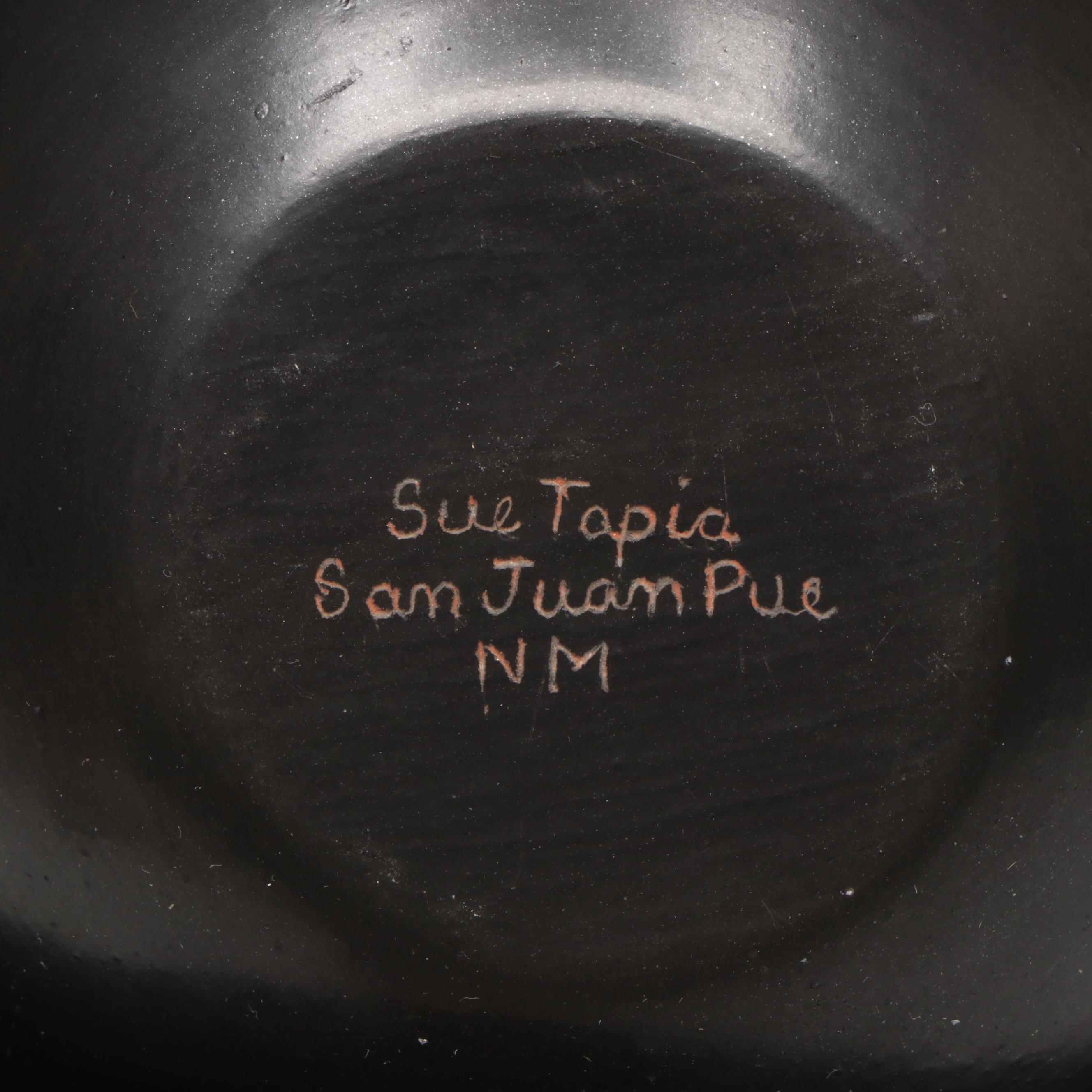Sue Tapia San Juan Pueblo Pottery Incised Blackware Pot