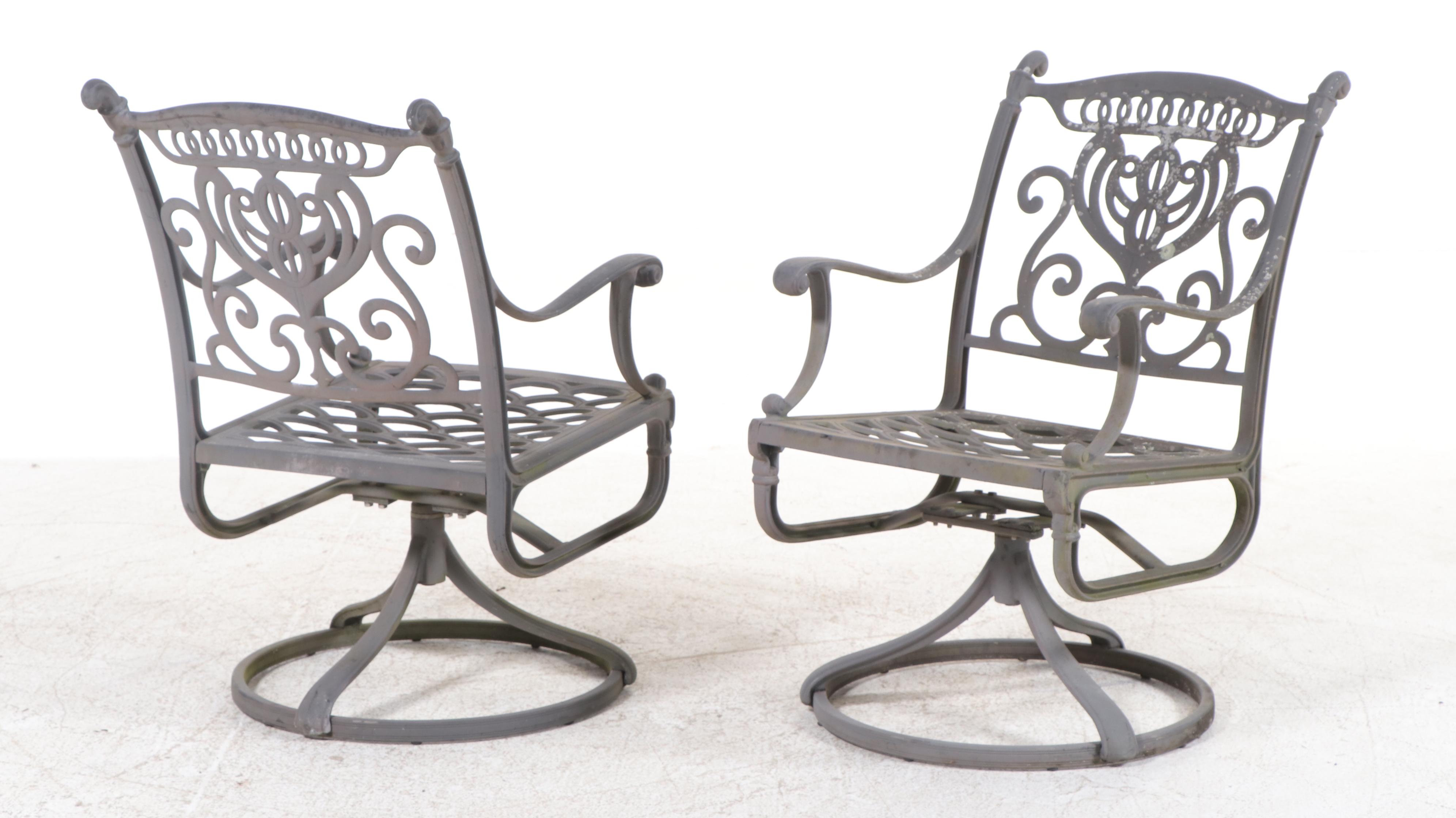 Hanamint "Grand Tuscany" Cast Metal Five-Piece Patio Dining Set with Umbrella