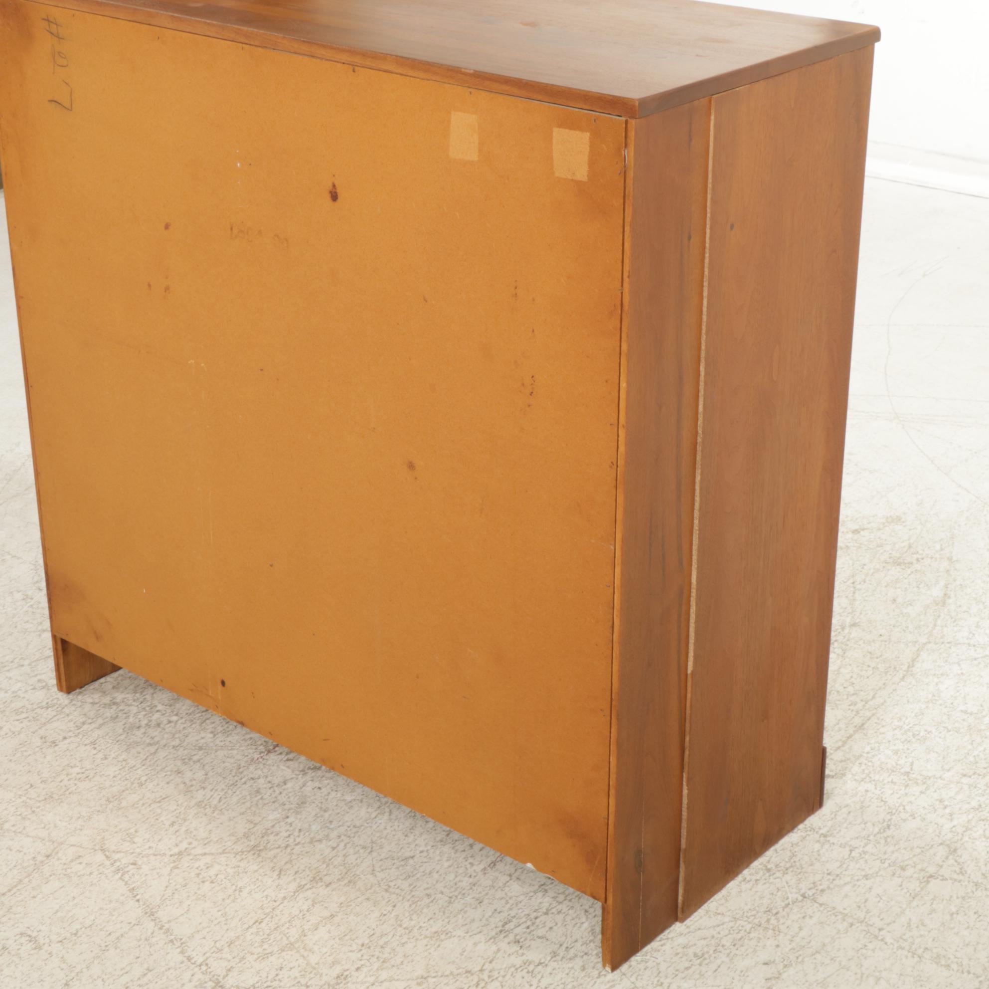Kroehler Furniture Walnut Chest of Drawers, Late 20th Century