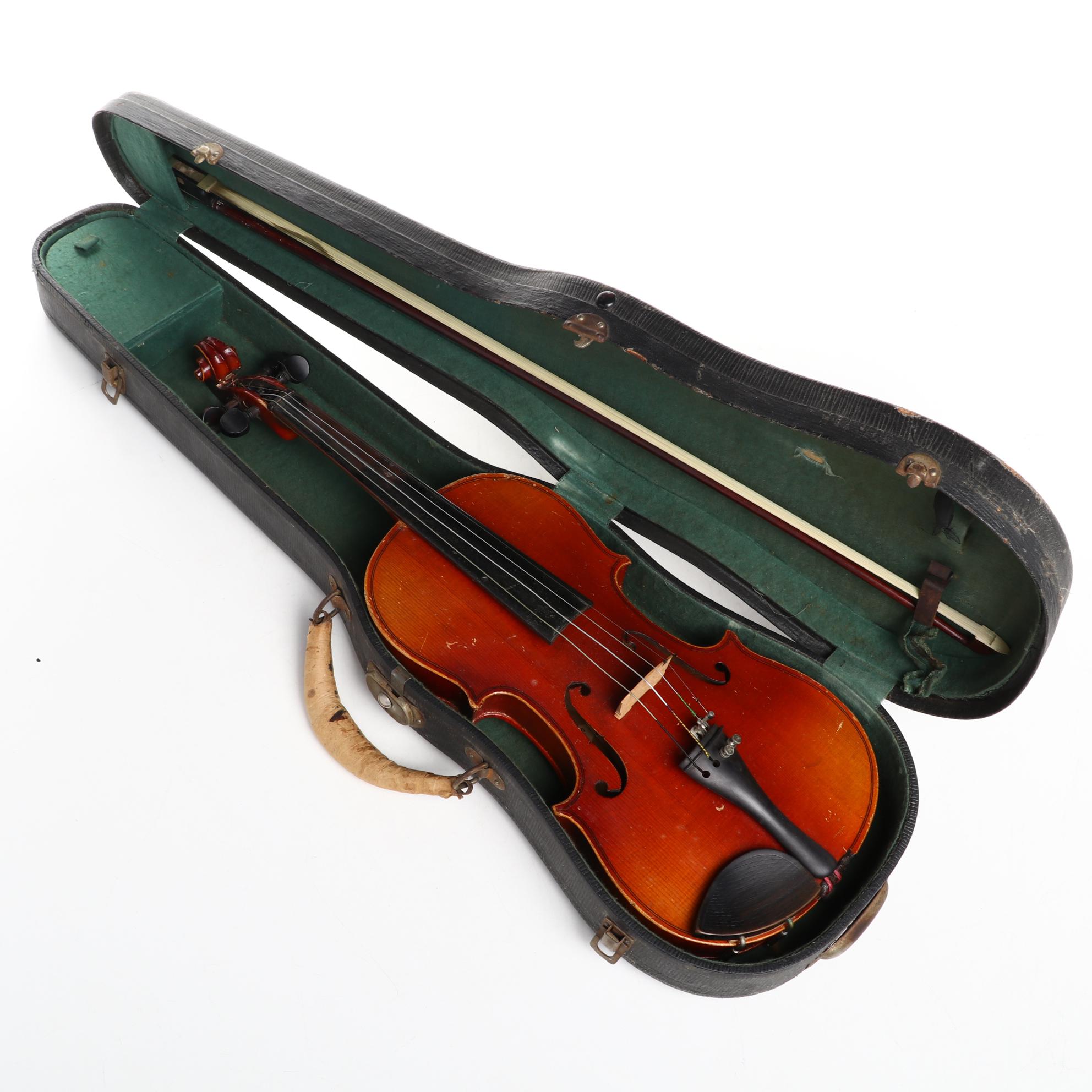 Antonius Stradivarius Cremonensis Copy Violin with Case