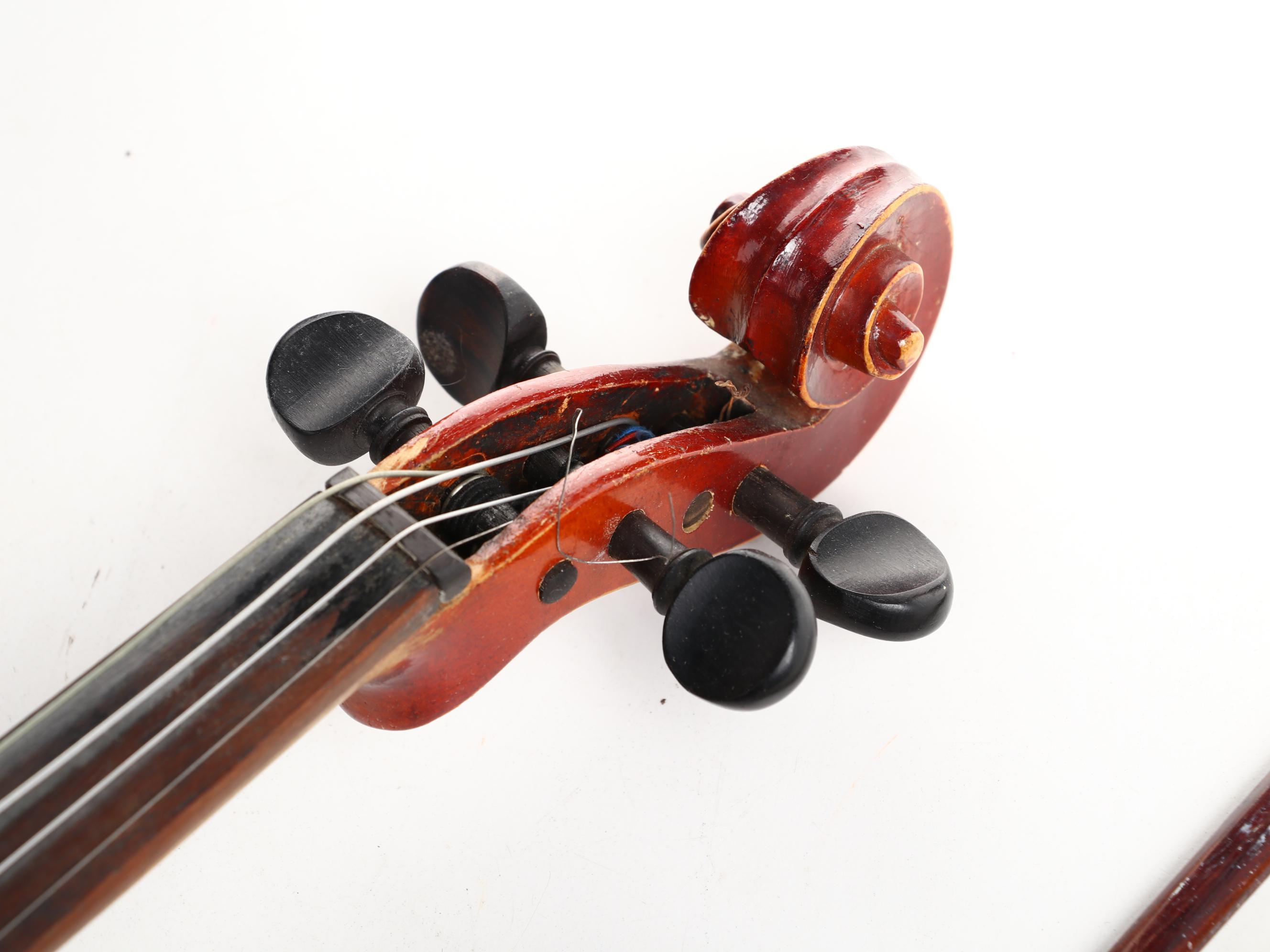 Antonius Stradivarius Cremonensis Copy Violin with Case