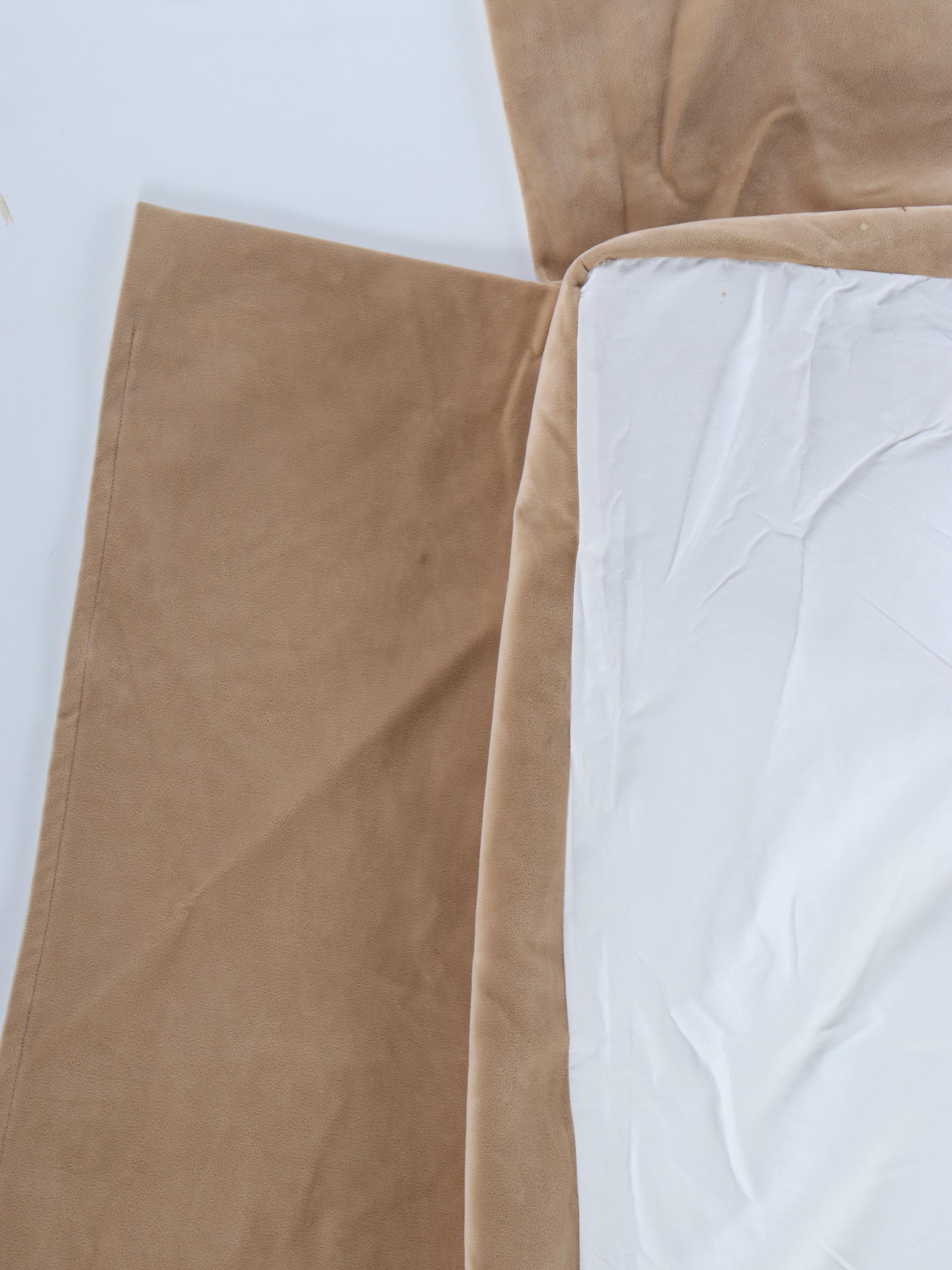 Henredon Bed Skirt with Brown Fabric Pillows and Blankets