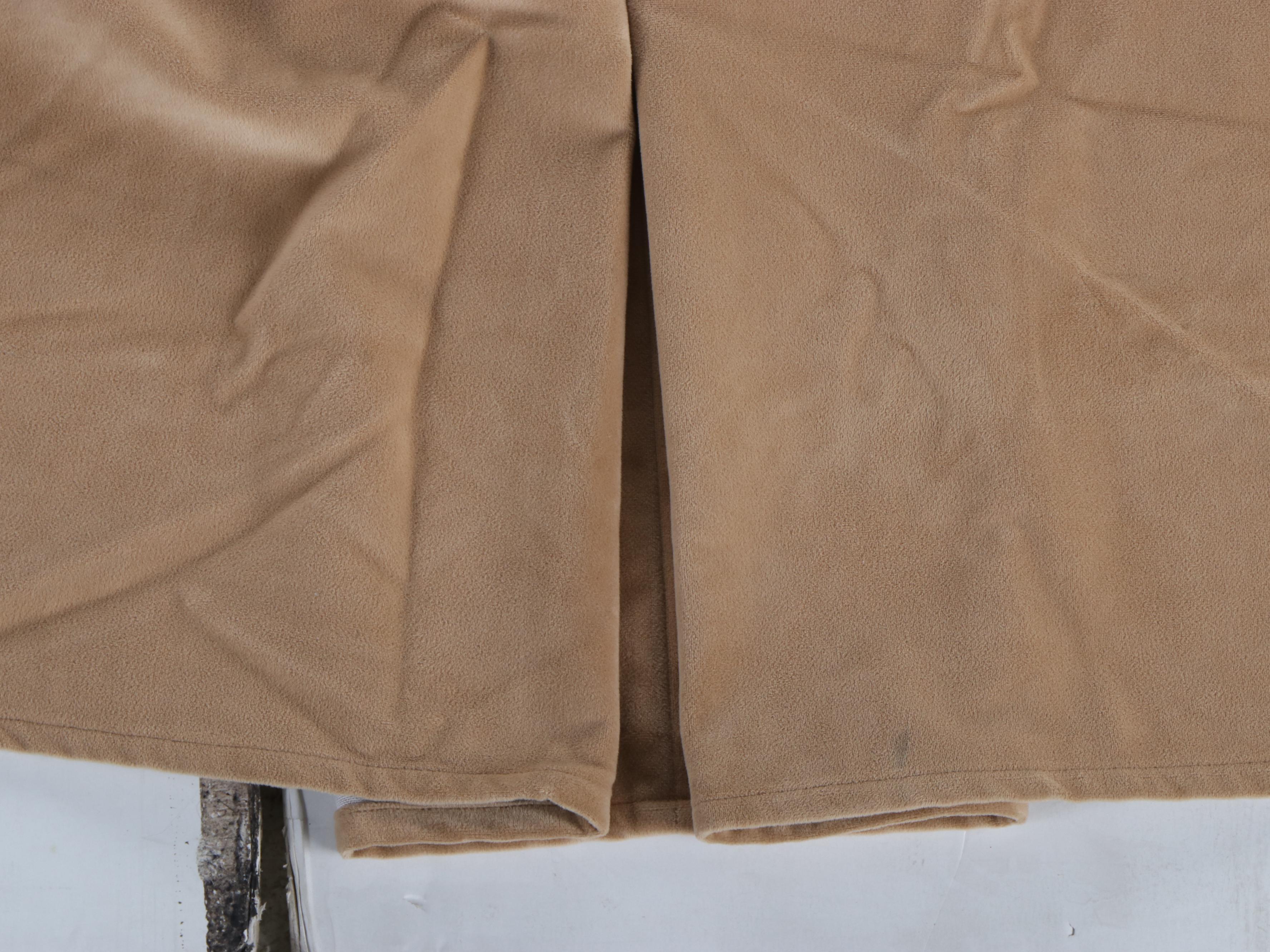 Henredon Bed Skirt with Brown Fabric Pillows and Blankets