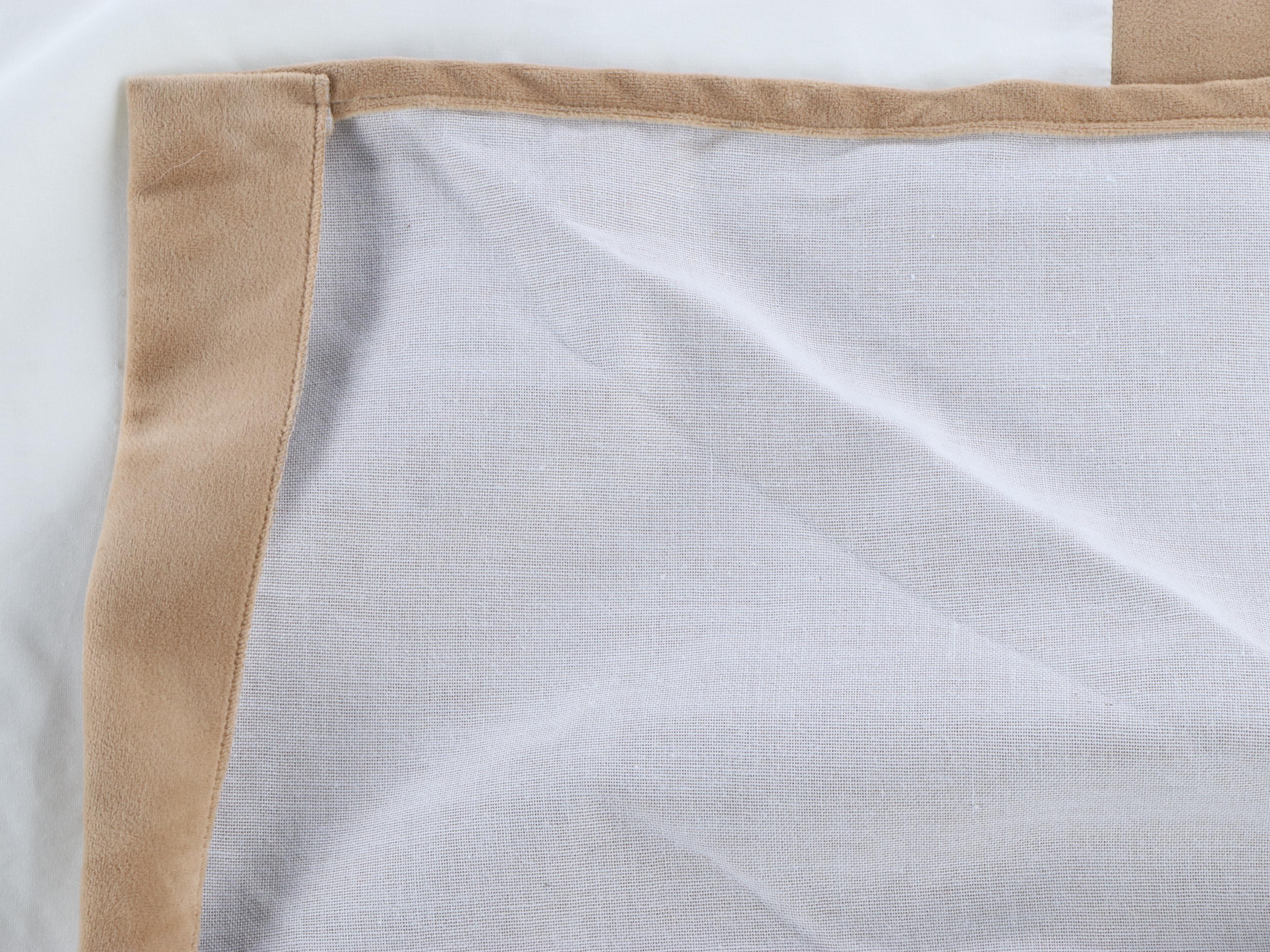 Henredon Bed Skirt with Brown Fabric Pillows and Blankets