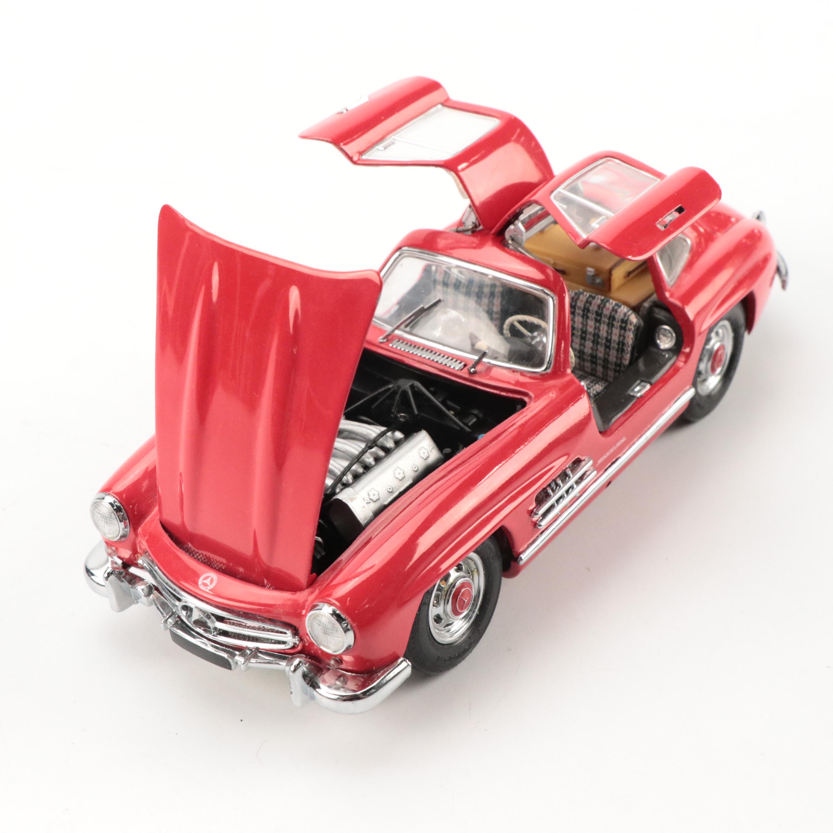 Franklin Mint "1954 Mercedes-Benz 300 SL" 1:24 Scale Model Car, 1987