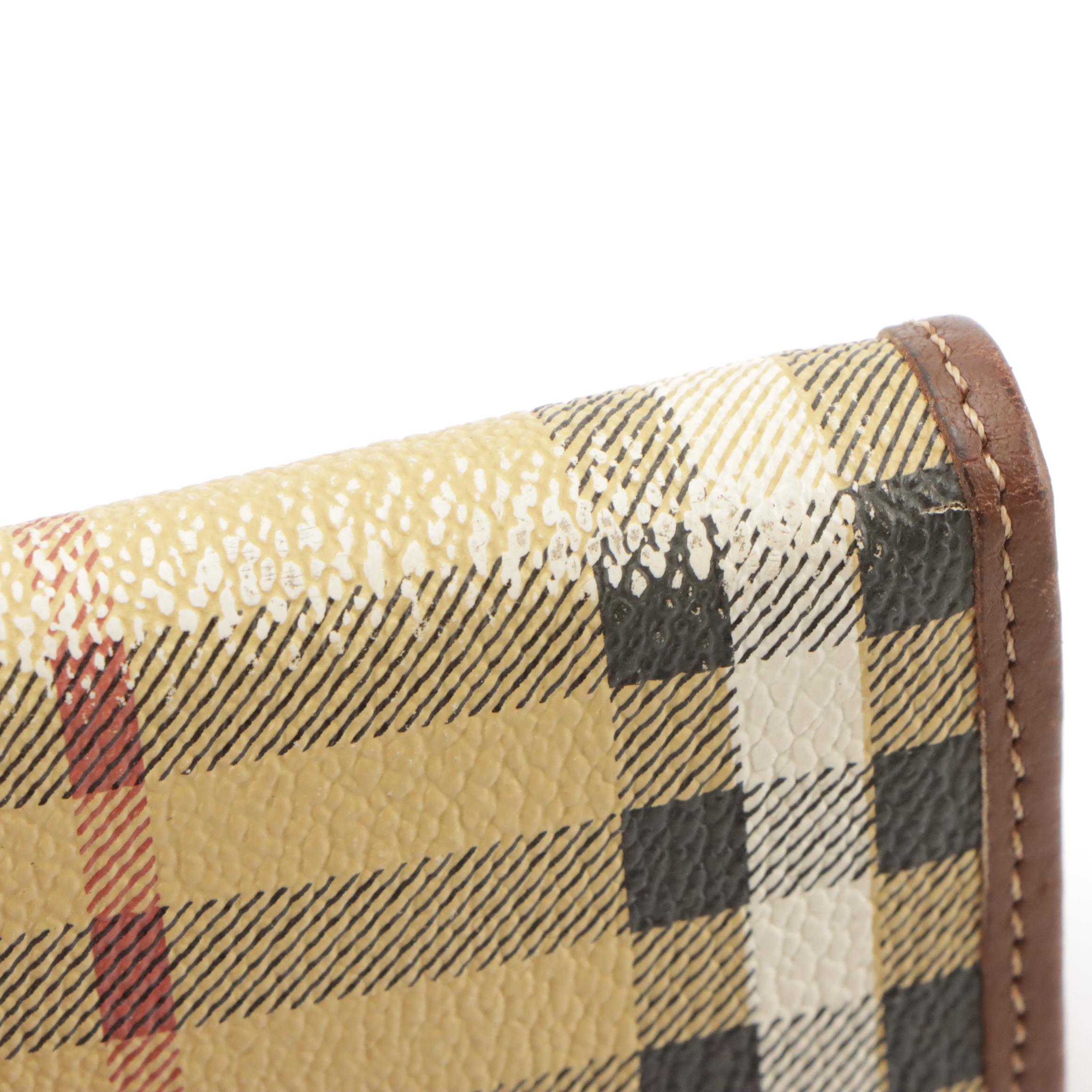 Burberrys Compact Key Case in Haymarket Check Canvas and Leather