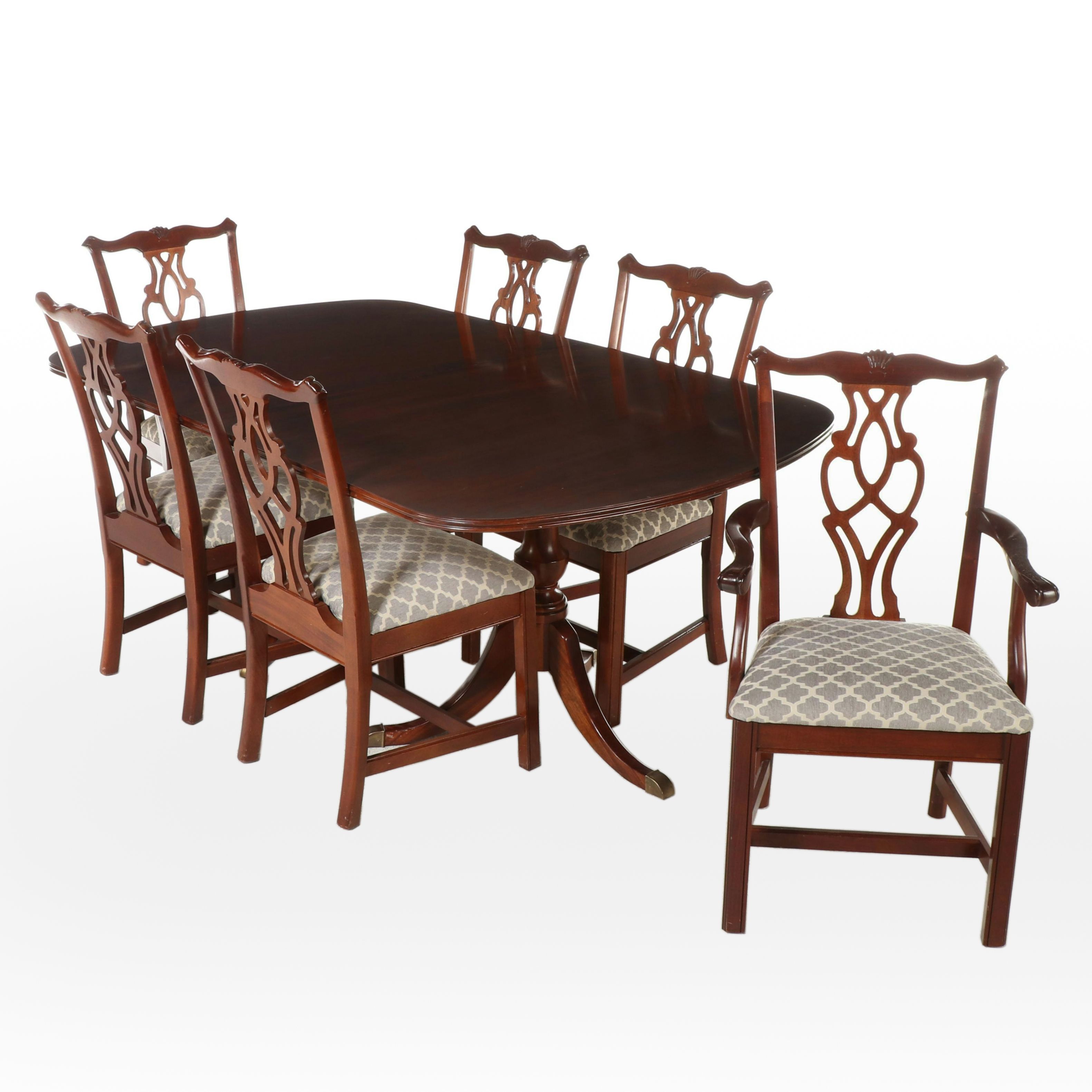 George III Style Mahogany Dining Table and Six Chairs, Late 20th Century