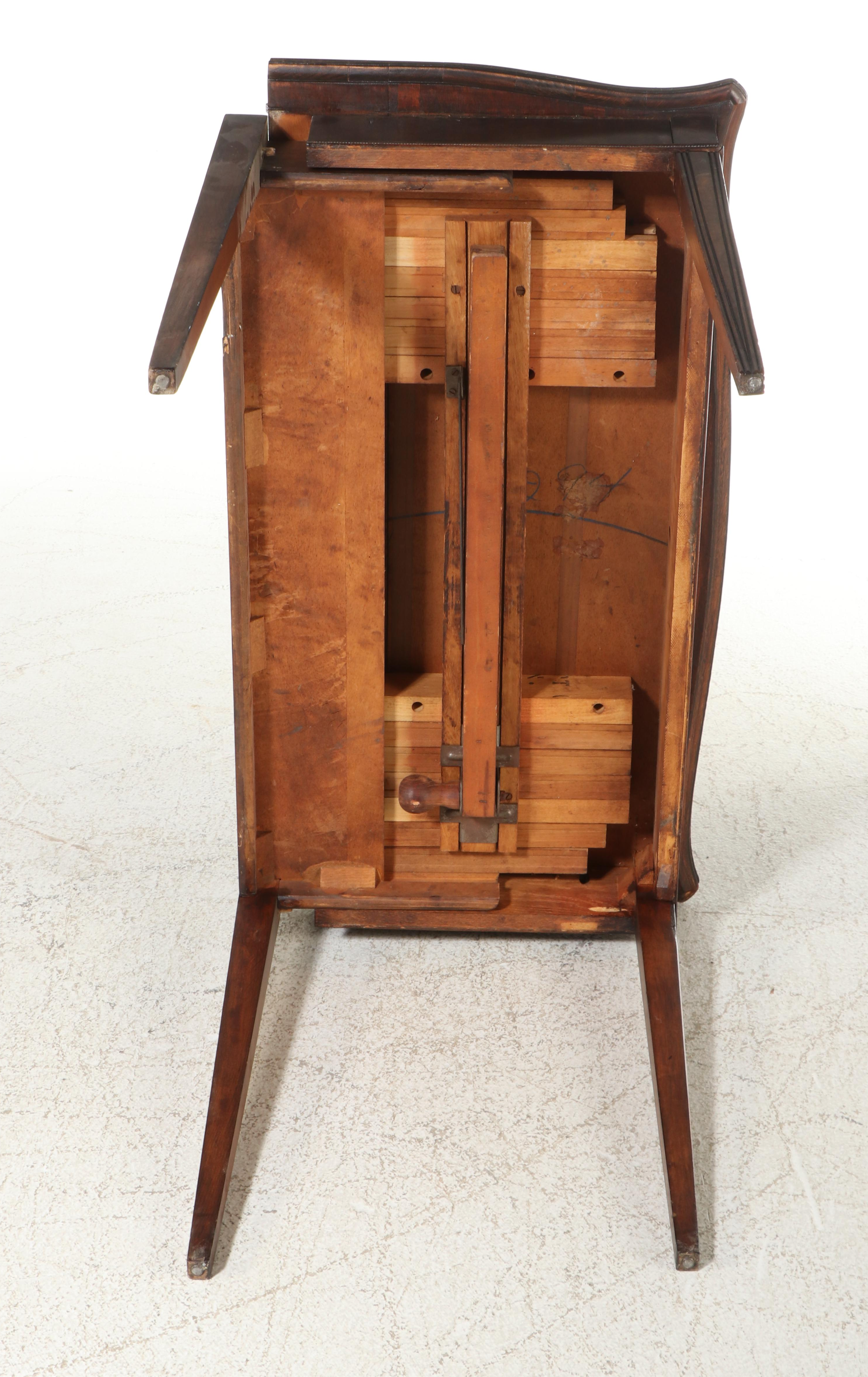 George III Style Mahogany Flip-Top Dining Table, Early 20th Century