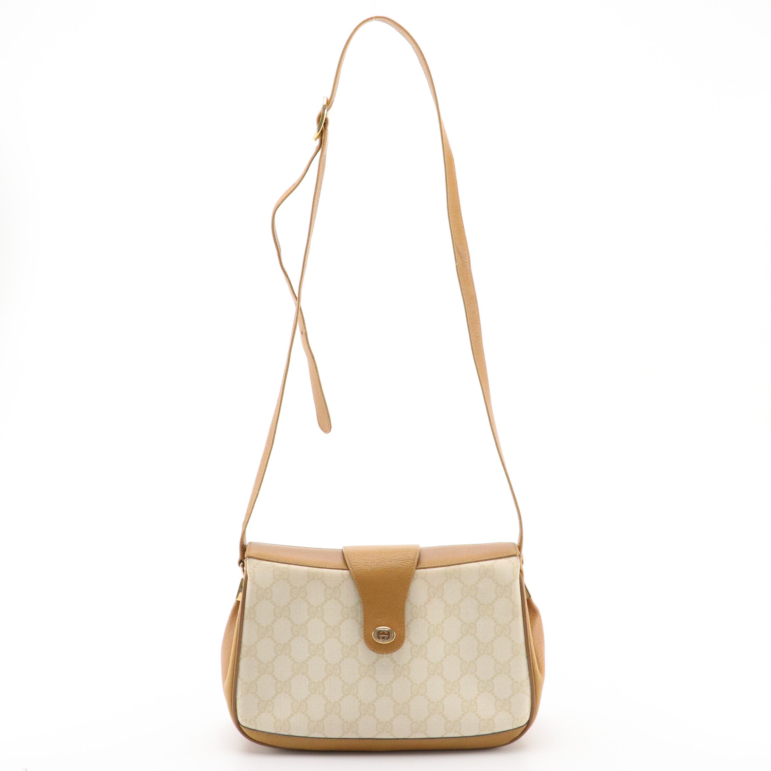 Gucci Accessory Collection Crossbody Bag in White GG Supreme Canvas