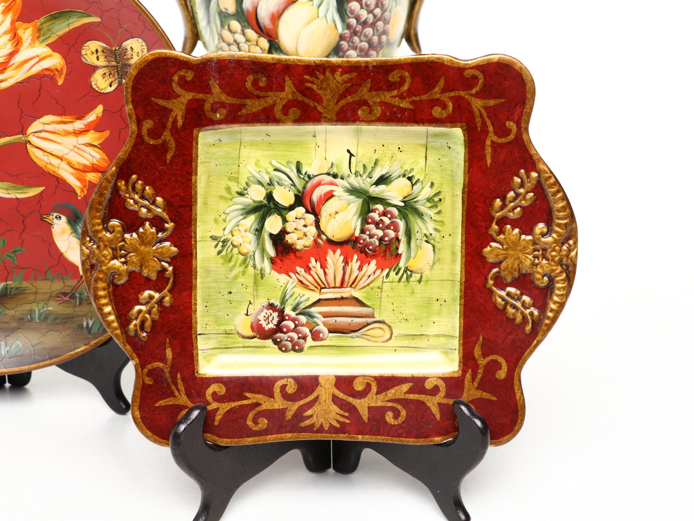 Toyo Raymond Waites Decorative Plates and Urn