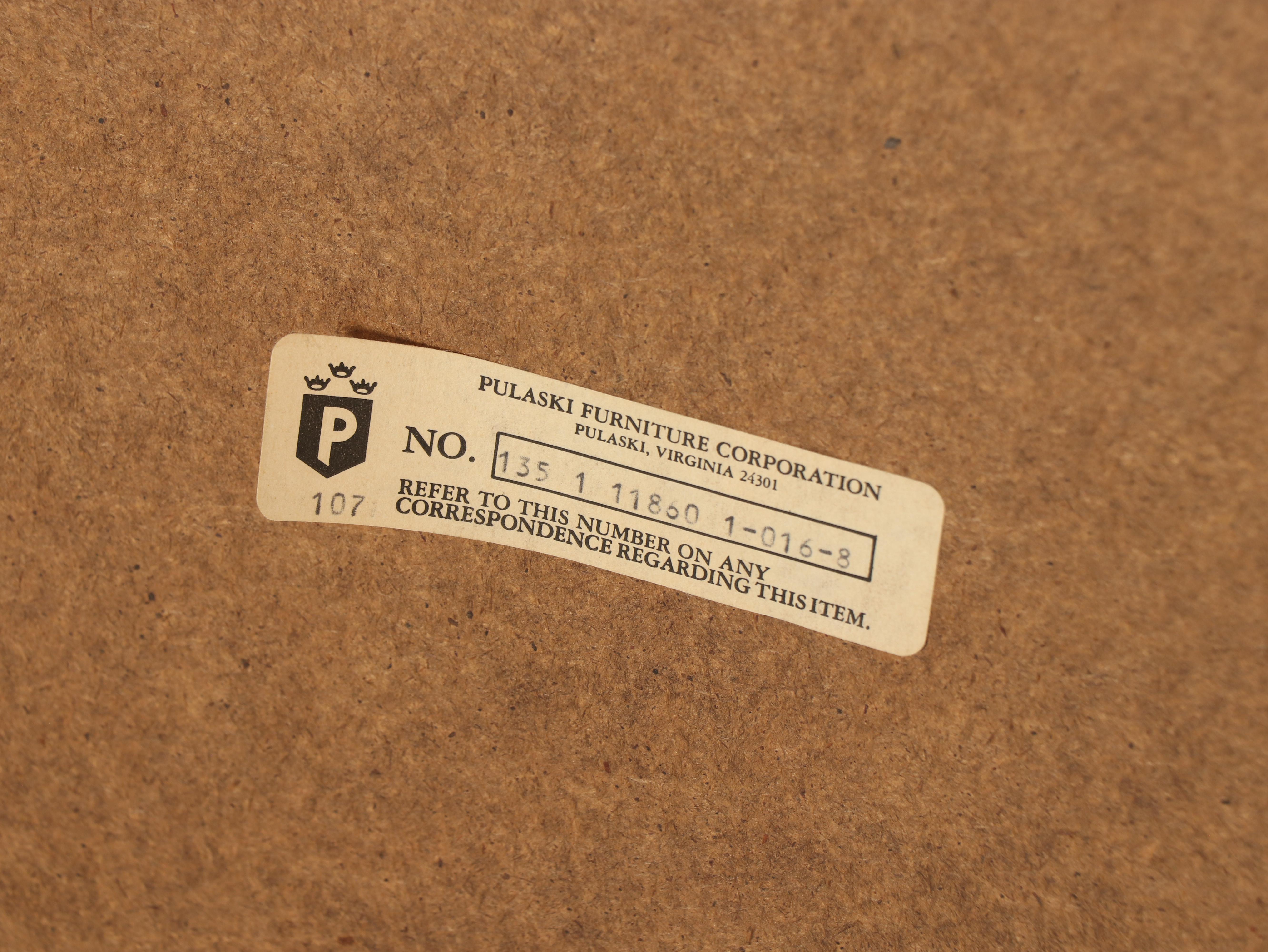 Pulaski Furniture Co. Federal Style Mahogany Display Cabinet, Late 20th Century