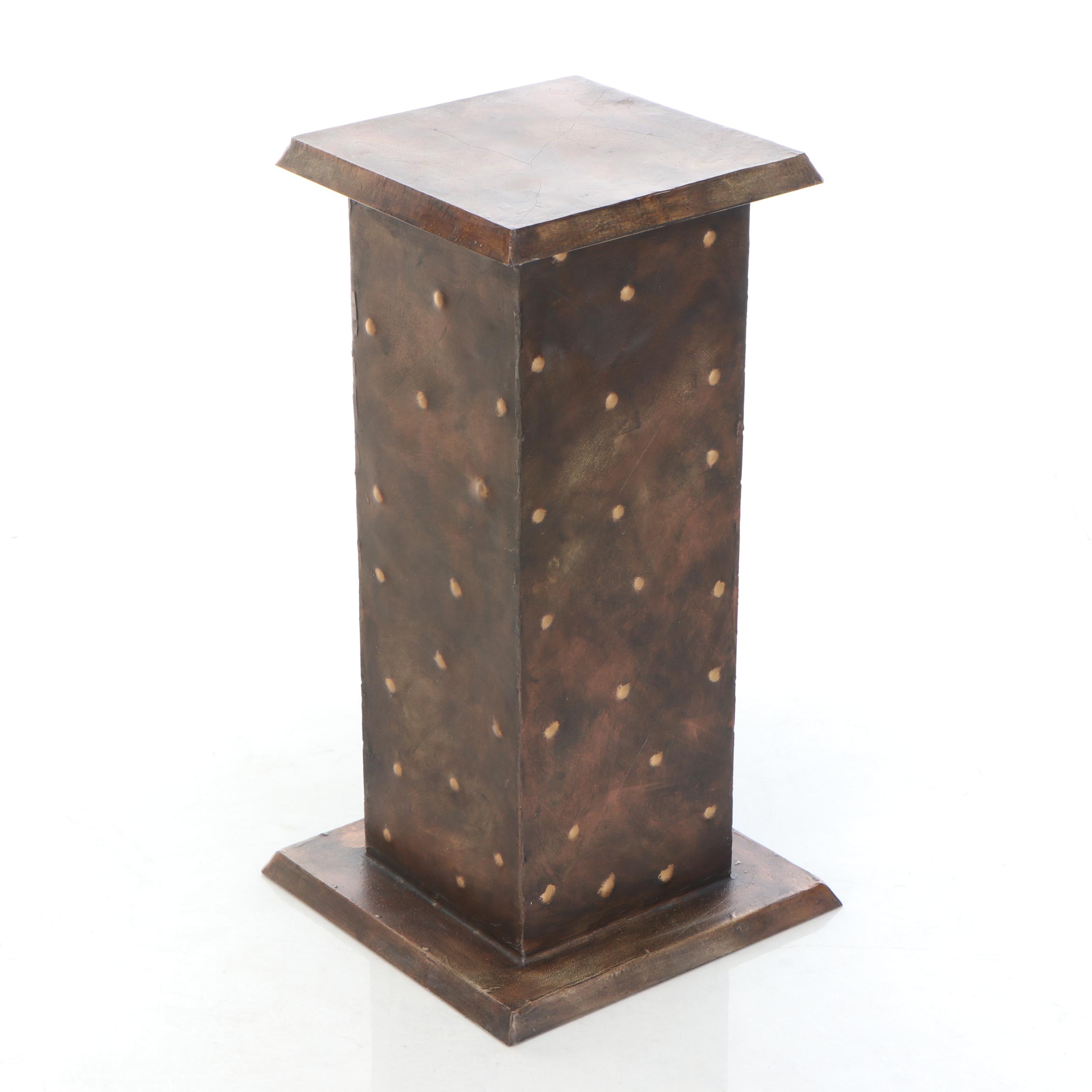 Copper Finished Metal Pillar with Decorative Vases